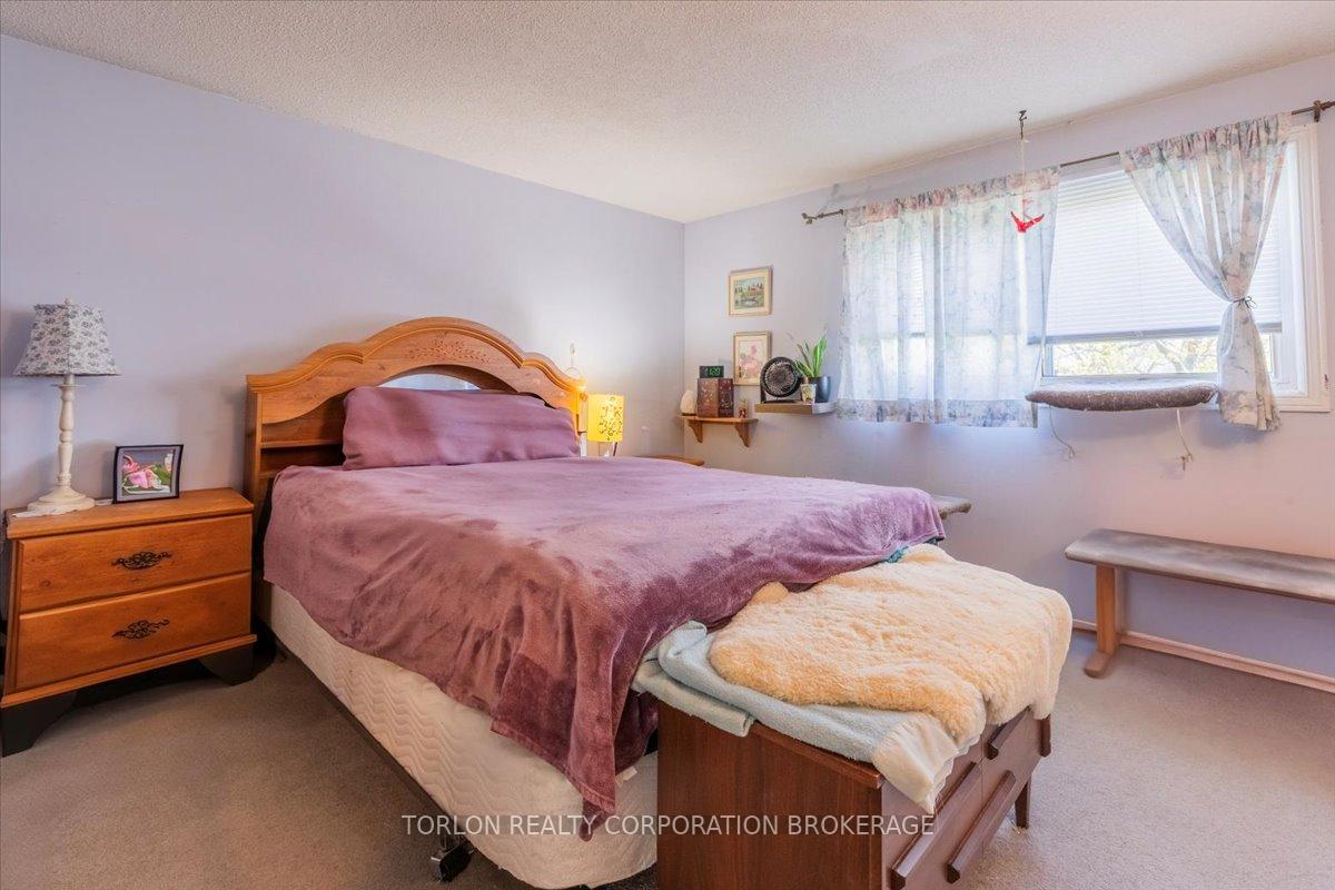 Photo 17 of 50 Andrea Road, Ajax, South East — HOMEH