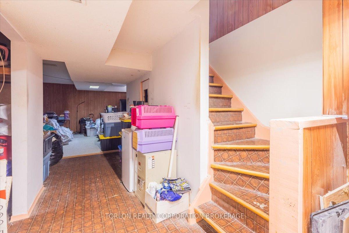 Photo 20 of 50 Andrea Road, Ajax, South East — HOMEH