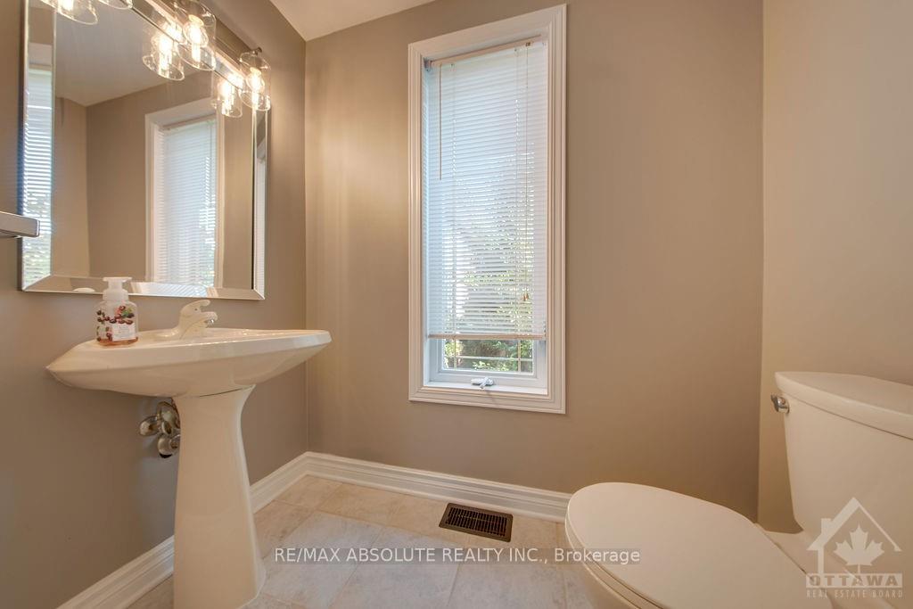 Photo 5 of 1410 Bourcier Drive, Ottawa, Bilberry Creek/Queenswood Heights — HOMEH