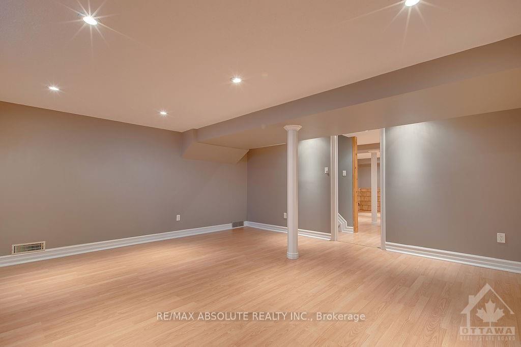 Photo 10 of 1410 Bourcier Drive, Ottawa, Bilberry Creek/Queenswood Heights — HOMEH