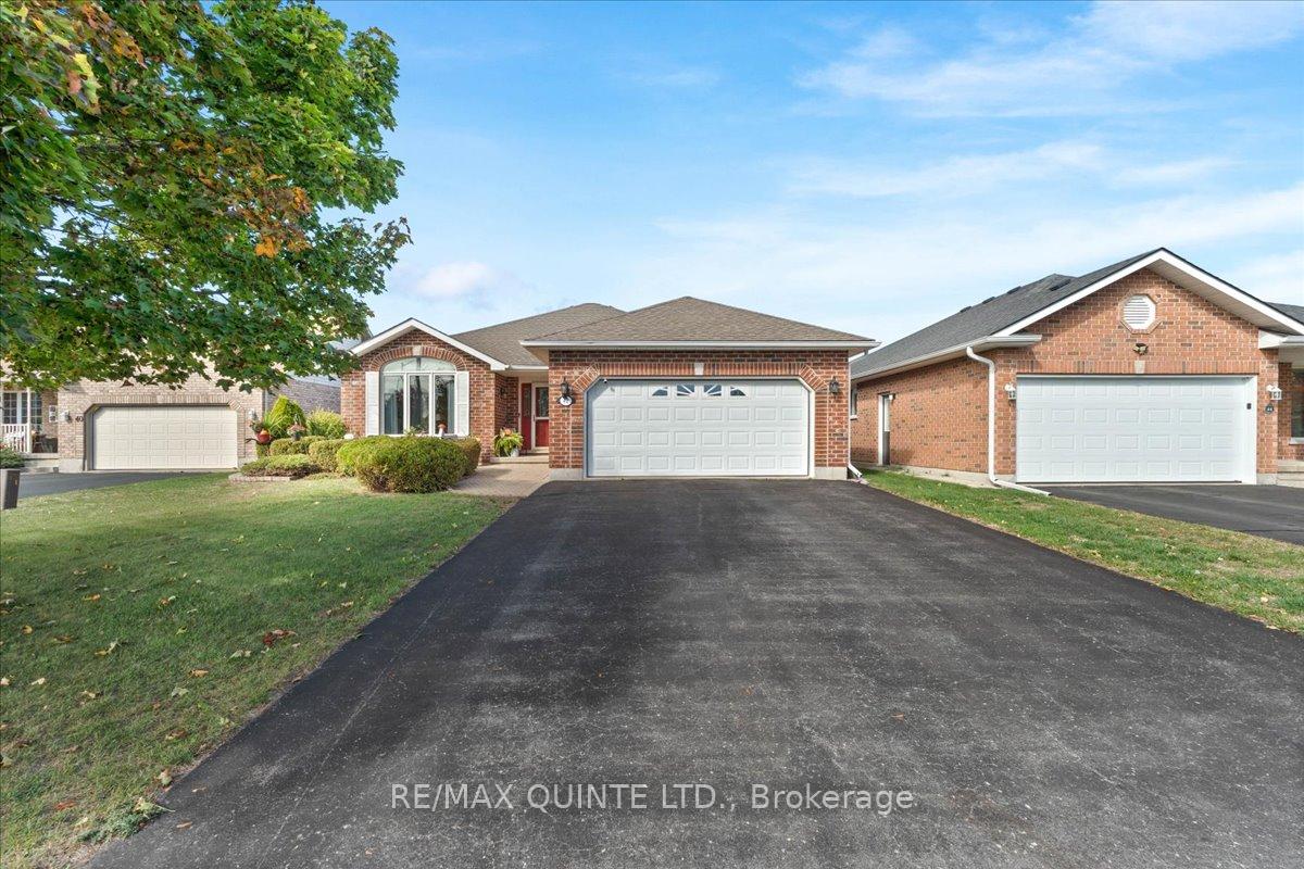 Photo 8 of 42 Spruce Gardens, Belleville, Belleville Ward — HOMEH
