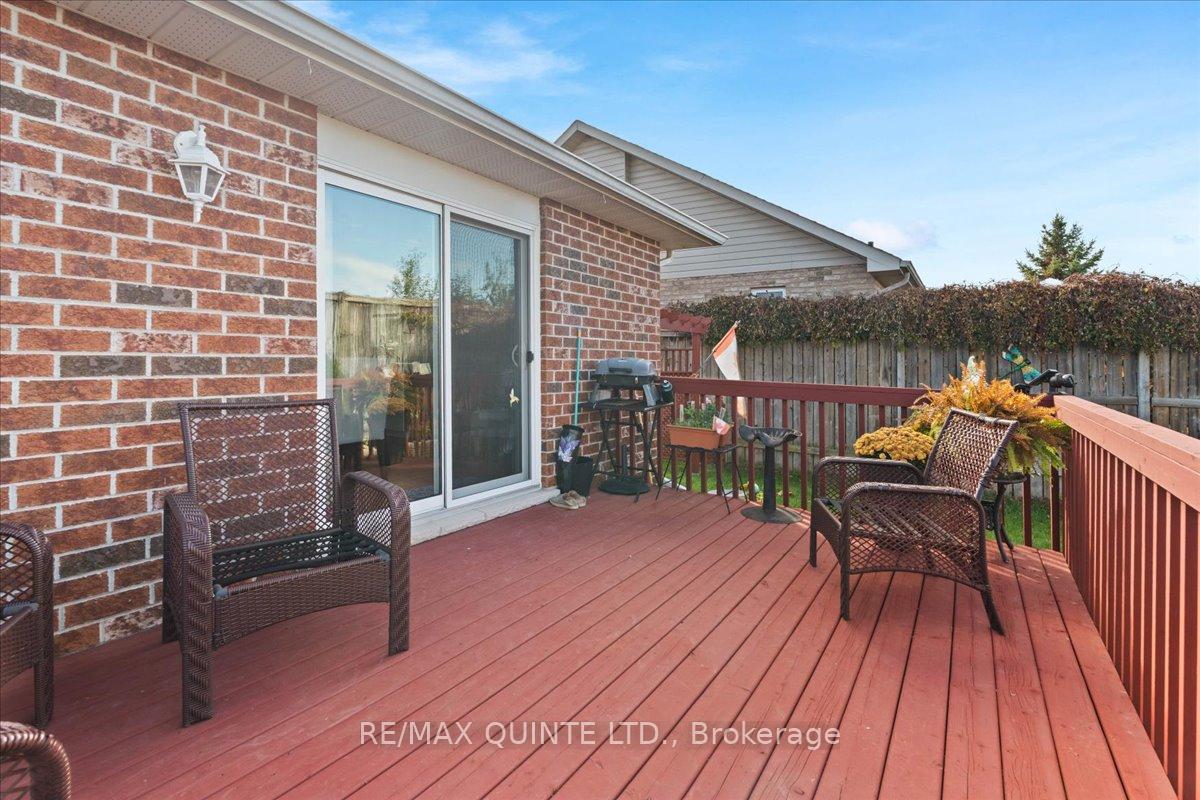 Photo 39 of 42 Spruce Gardens, Belleville, Belleville Ward — HOMEH