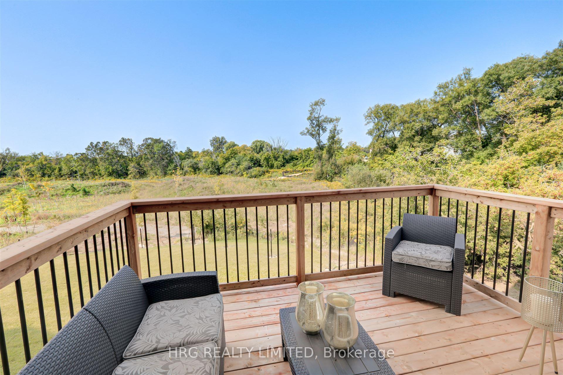 Photo 10 of 75 Deer Ridge Crescent, Whitby, Rural Whitby — HOMEH