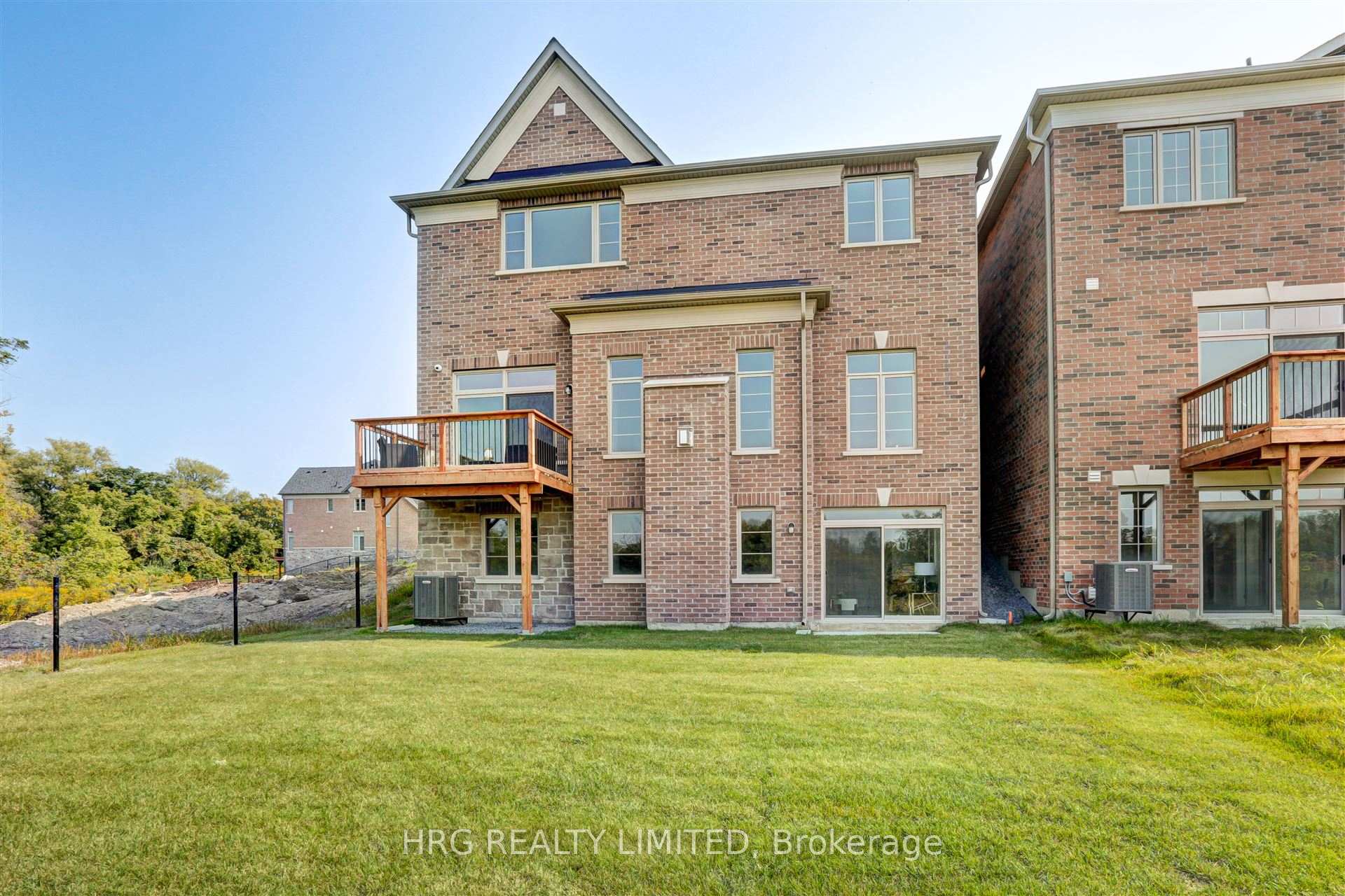 Photo 25 of 75 Deer Ridge Crescent, Whitby, Rural Whitby — HOMEH