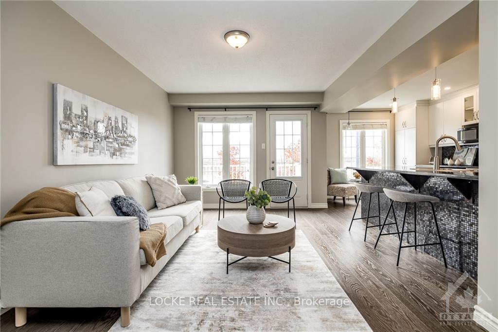 Photo 5 of 170 Sunshine Crescent, Ottawa, Notting Hill/Summerside — HOMEH