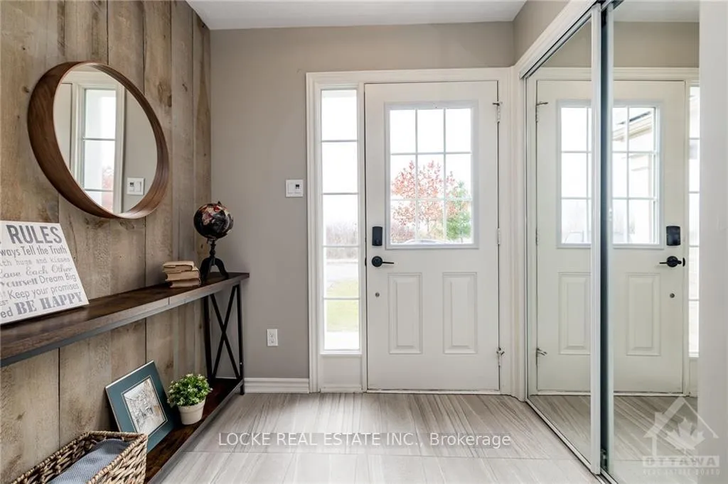 Photo 10 of 170 Sunshine Crescent, Ottawa, Notting Hill/Summerside — HOMEH