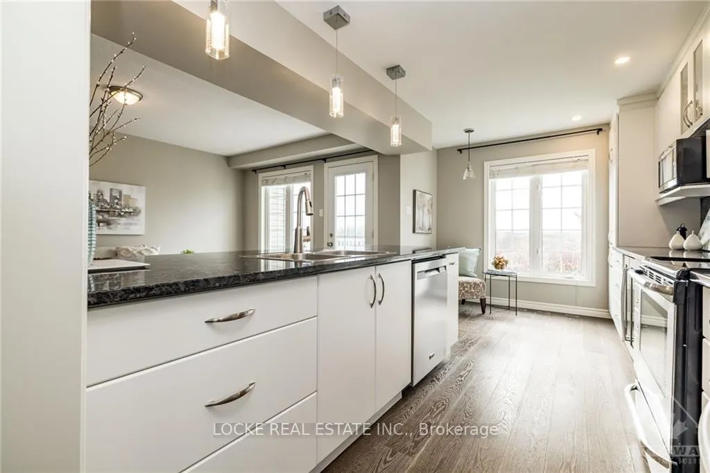 Photo 11 of 170 Sunshine Crescent, Ottawa, Notting Hill/Summerside — HOMEH