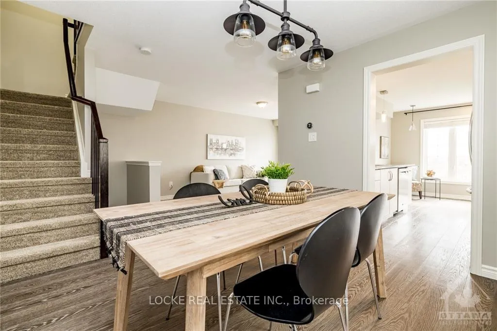 Photo 15 of 170 Sunshine Crescent, Ottawa, Notting Hill/Summerside — HOMEH