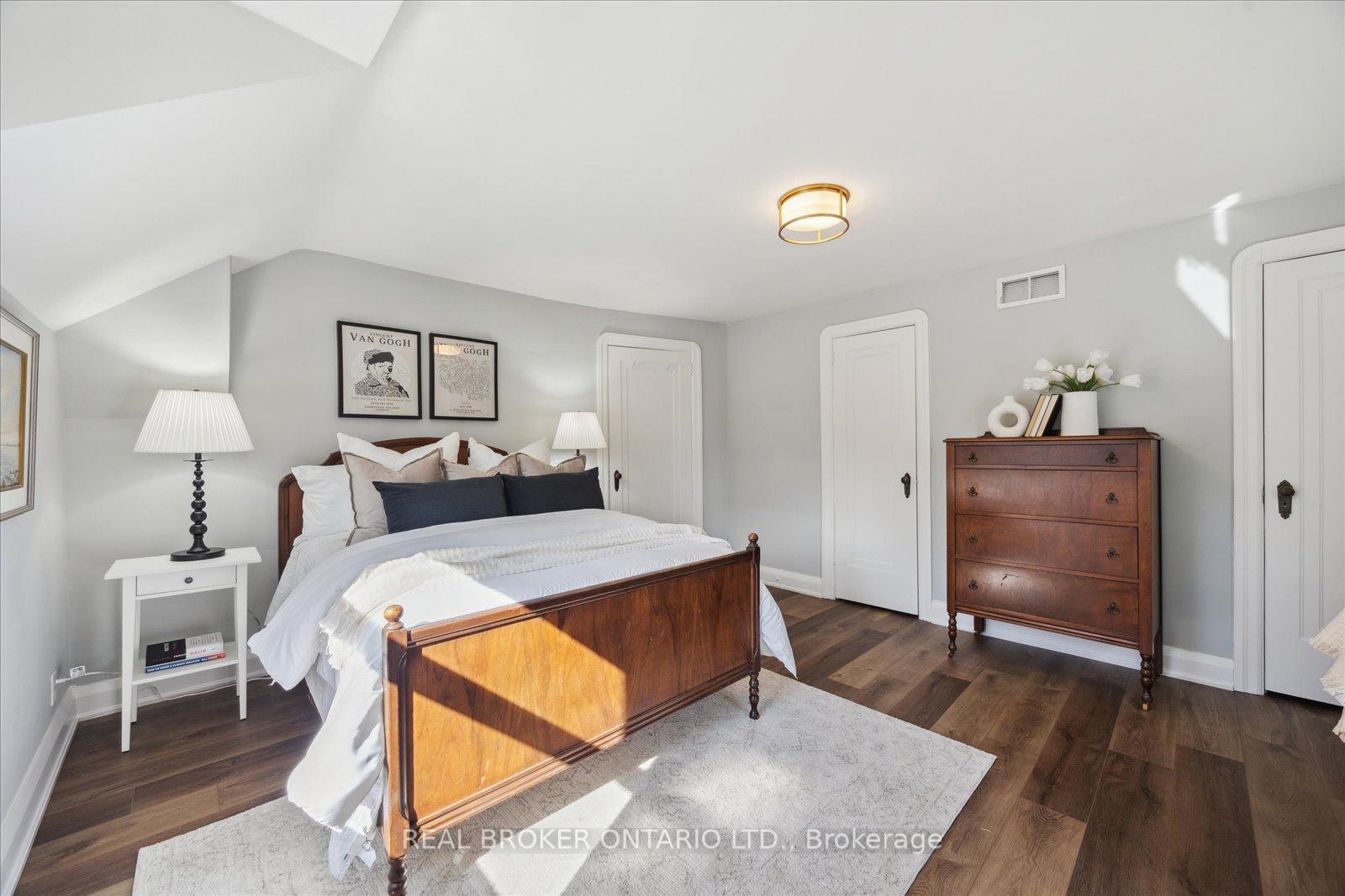 Photo 17 of 717 Masson Street, Oshawa, Centennial — HOMEH