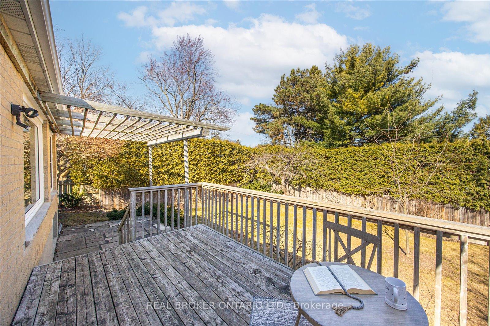 Photo 30 of 717 Masson Street, Oshawa, Centennial — HOMEH
