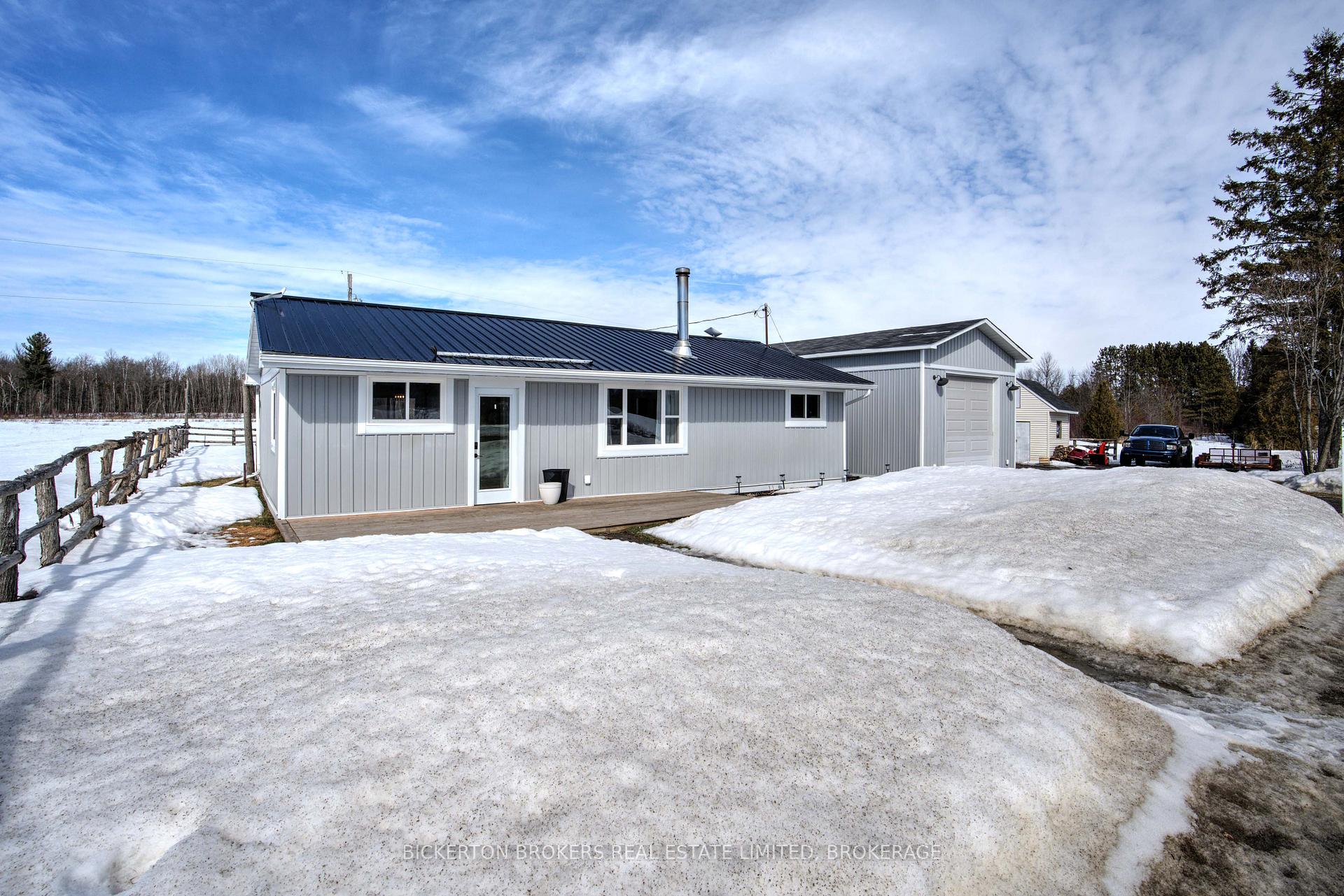 Photo 1 of 5518 Algonquin Road, Augusta, Augusta Twp — HOMEH