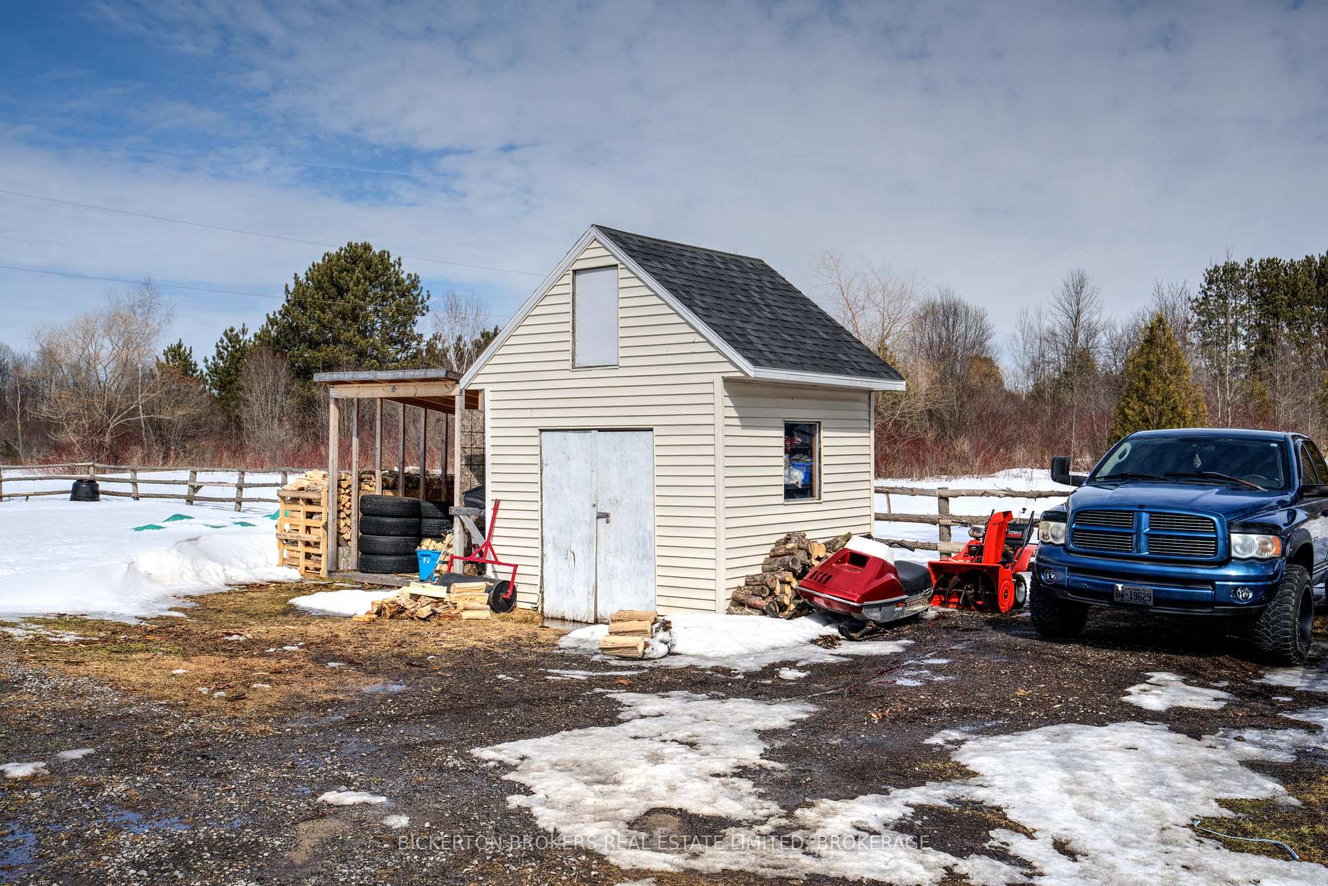 Photo 7 of 5518 Algonquin Road, Augusta, Augusta Twp — HOMEH
