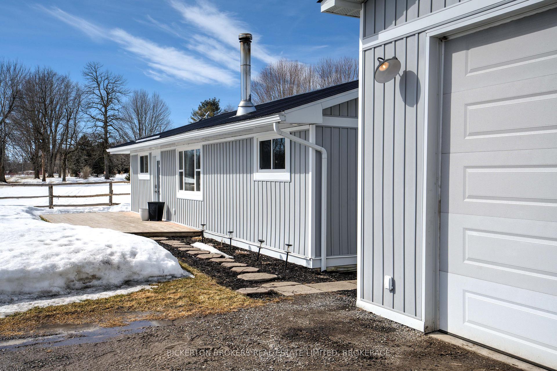 Photo 8 of 5518 Algonquin Road, Augusta, Augusta Twp — HOMEH