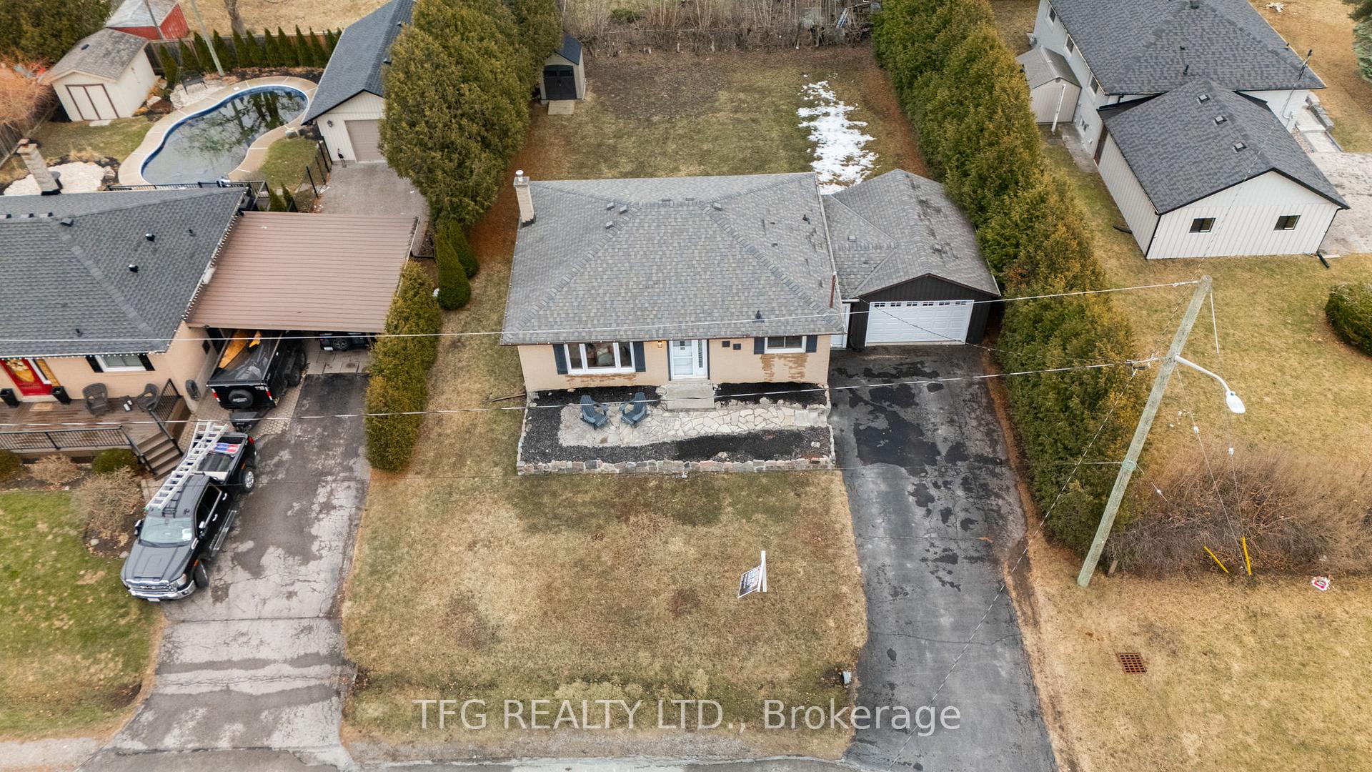 Photo 30 of 19 Torian Avenue, Whitby, Brooklin — HOMEH