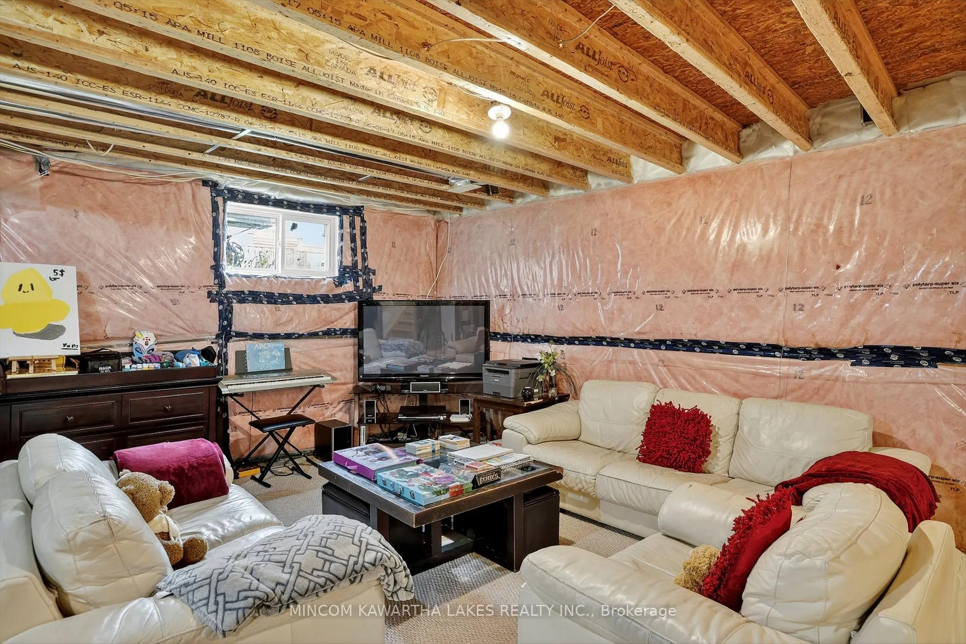 Photo 33 of 742 Sawmill Road, Peterborough, Northcrest Ward 5 — HOMEH