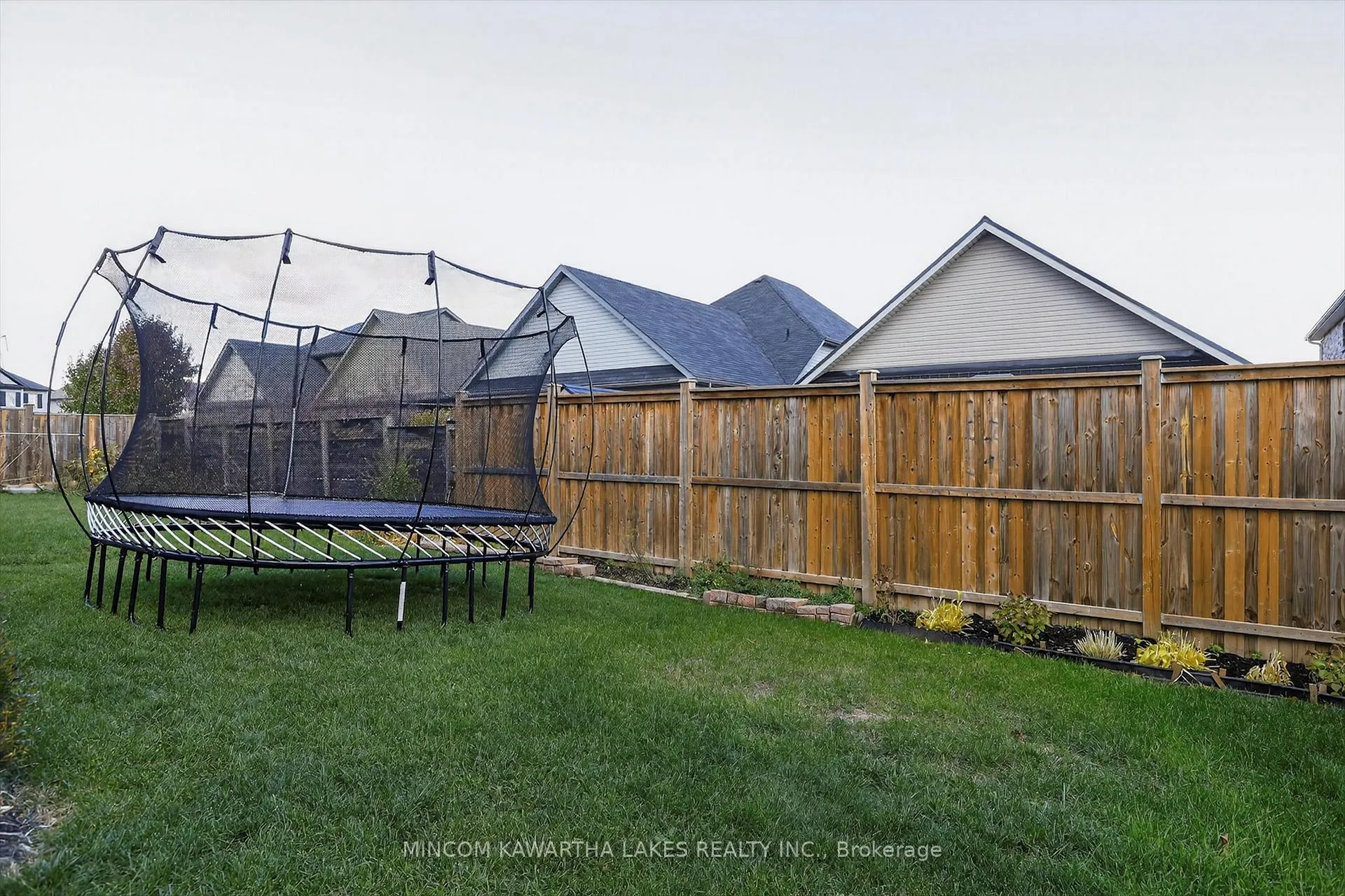 Photo 45 of 742 Sawmill Road, Peterborough, Northcrest Ward 5 — HOMEH