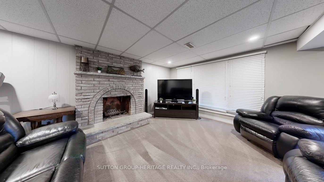 Photo 19 of 950 Roundelay Drive, Oshawa, McLaughlin — HOMEH