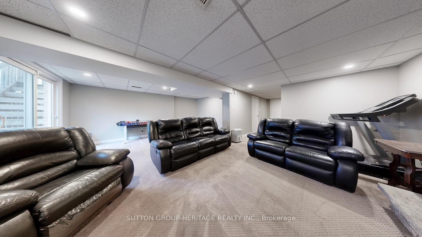 Photo 21 of 950 Roundelay Drive, Oshawa, McLaughlin — HOMEH