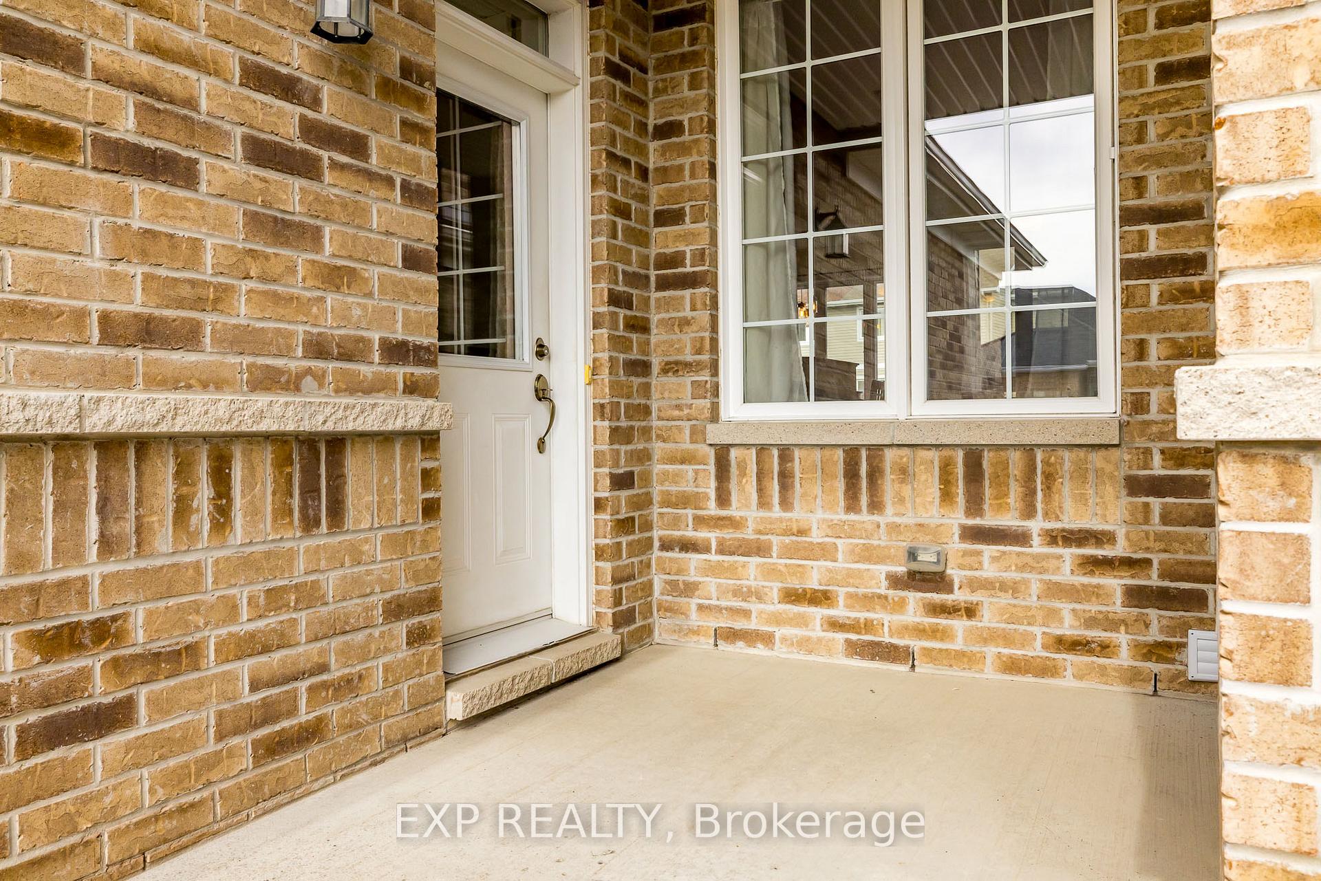 Photo 2 of 24 Desmond Trudeau Drive, Arnprior — HOMEH