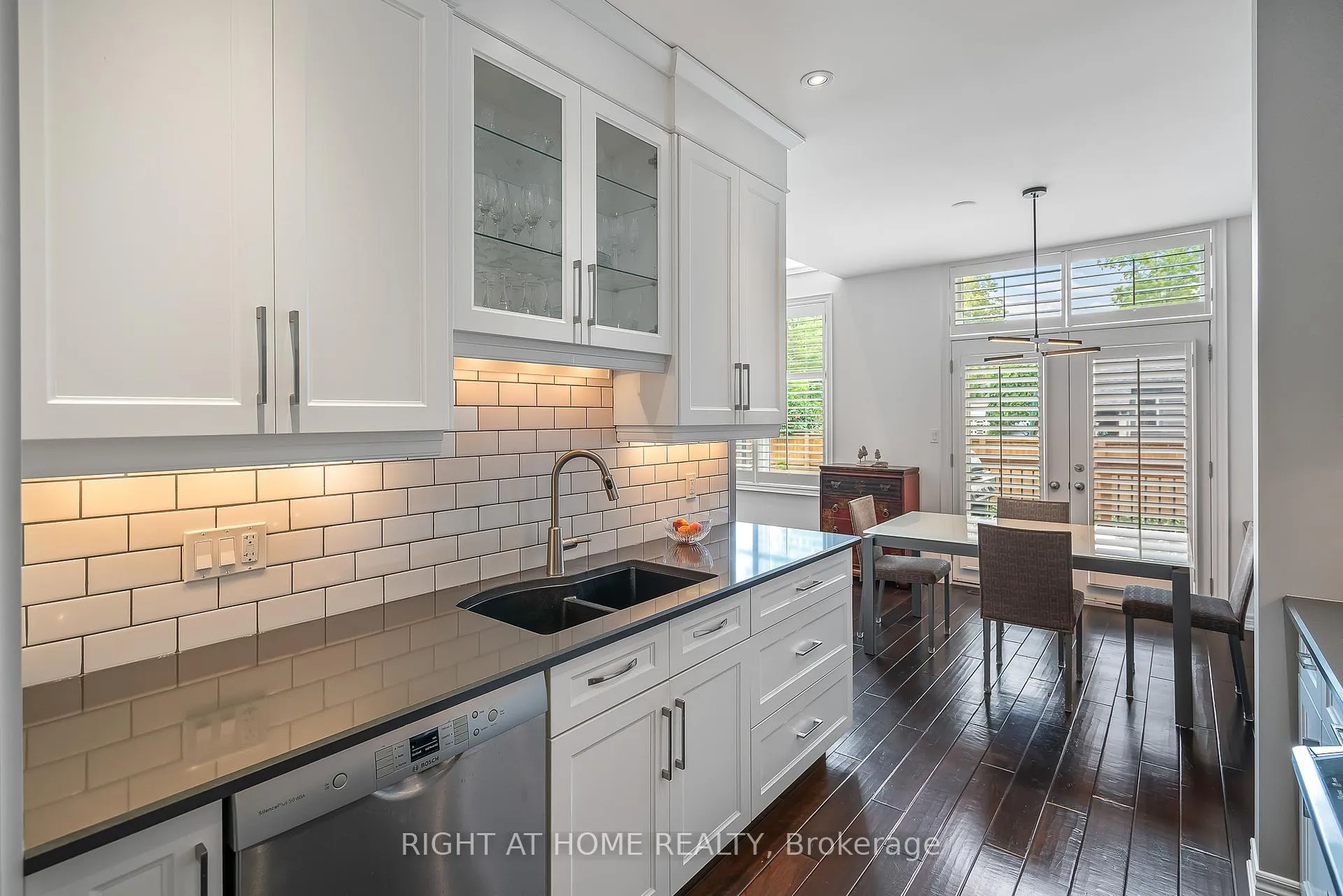 Photo 9 of Unit 33, 88 Lakeport Road, St. Catharines, Port Dalhousie — HOMEH