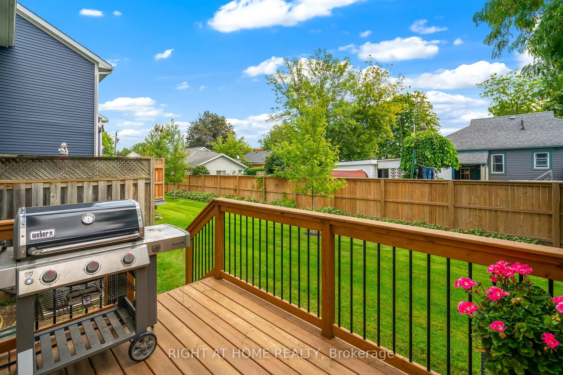 Photo 37 of Unit 33, 88 Lakeport Road, St. Catharines, Port Dalhousie — HOMEH