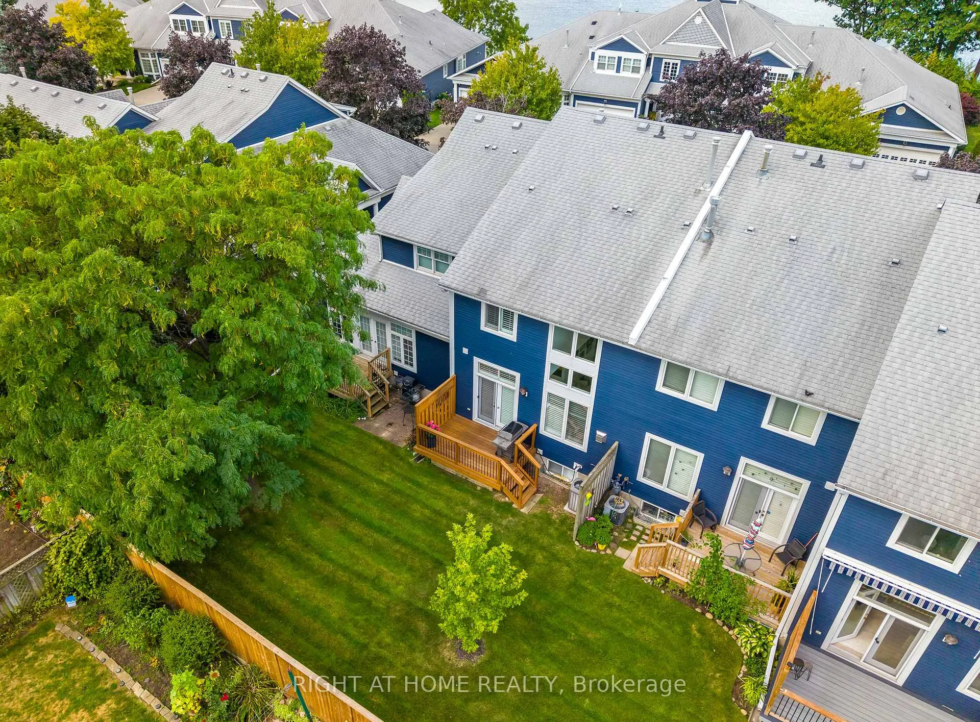 Photo 39 of Unit 33, 88 Lakeport Road, St. Catharines, Port Dalhousie — HOMEH