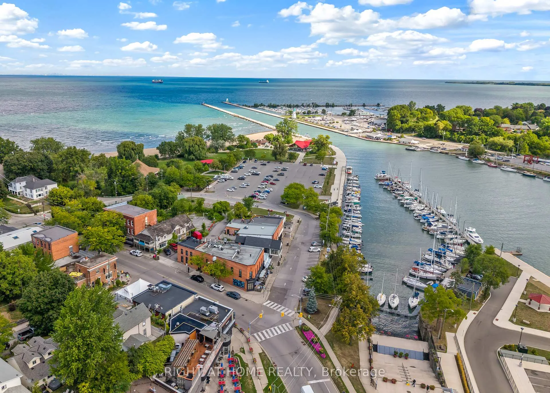 Photo 41 of Unit 33, 88 Lakeport Road, St. Catharines, Port Dalhousie — HOMEH
