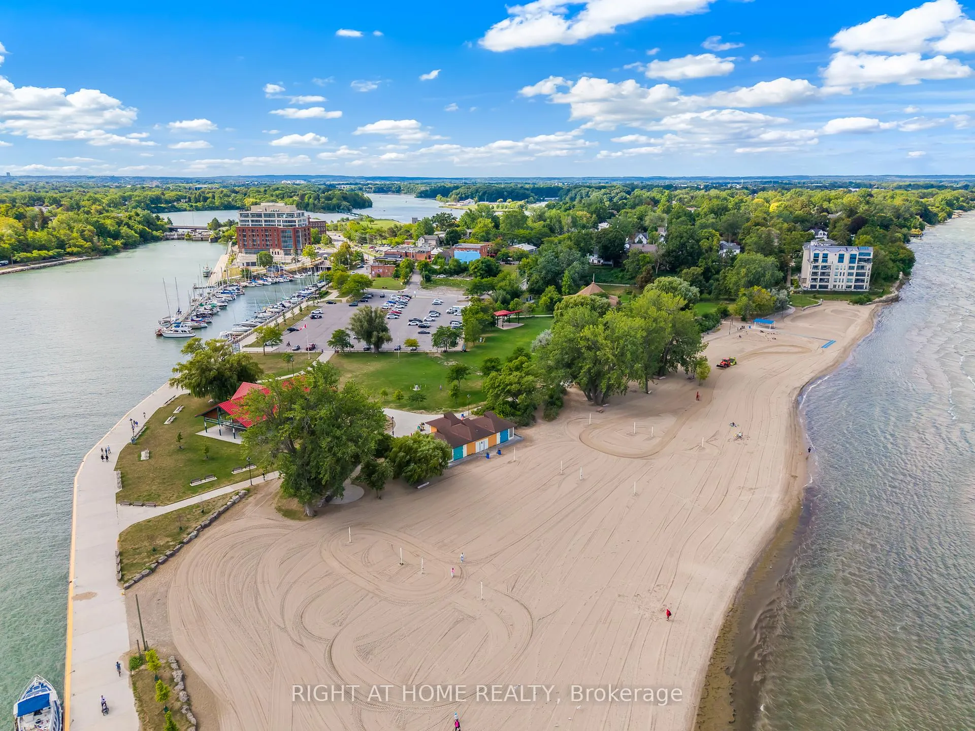 Photo 44 of Unit 33, 88 Lakeport Road, St. Catharines, Port Dalhousie — HOMEH
