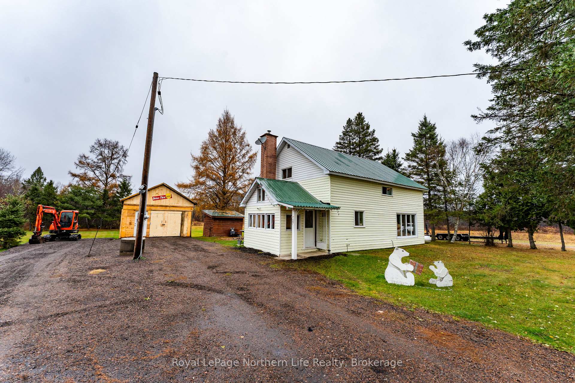 Photo 7 of 264 Moreau Road, Calvin — HOMEH