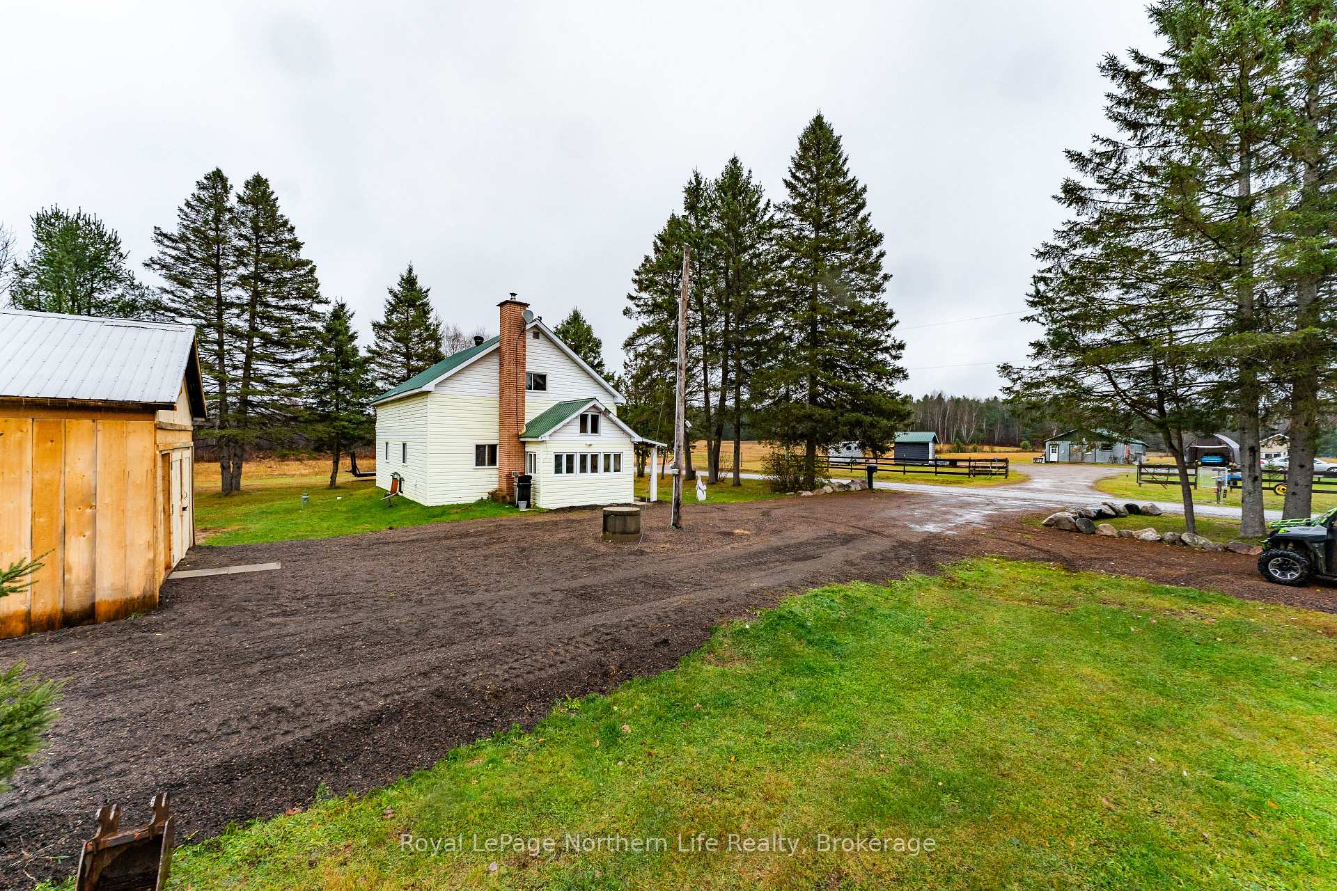 Photo 8 of 264 Moreau Road, Calvin — HOMEH