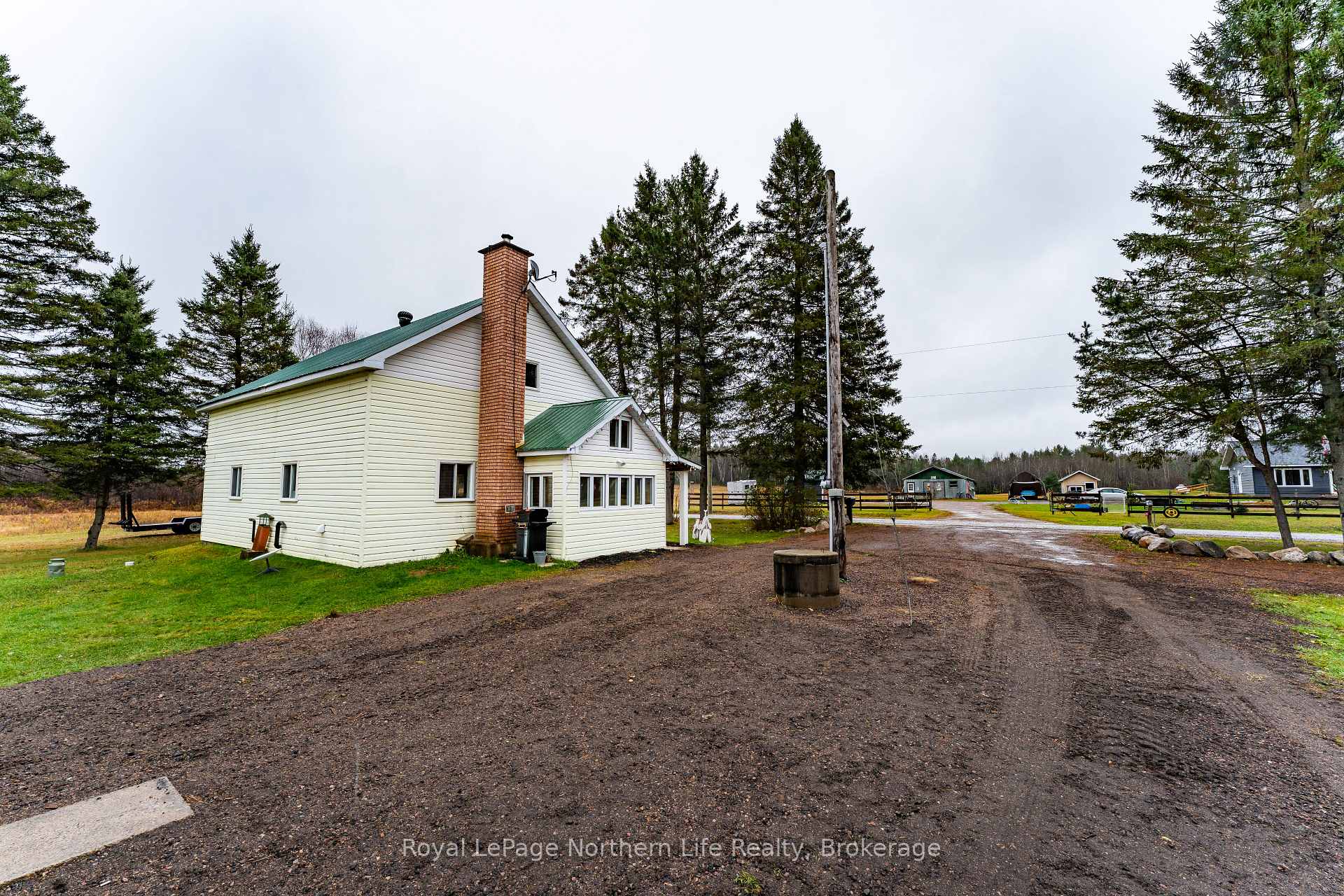 Photo 23 of 264 Moreau Road, Calvin — HOMEH