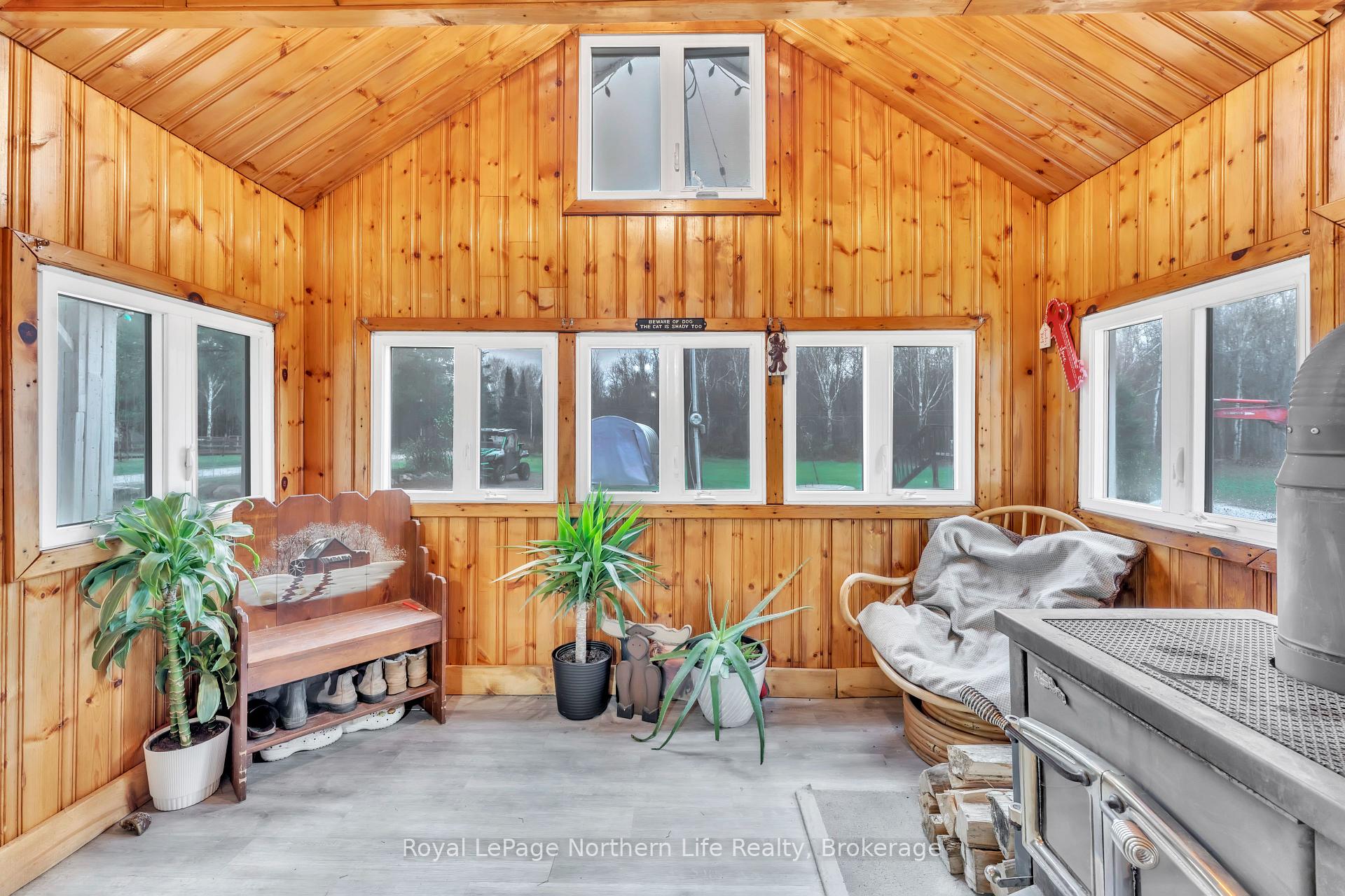 Photo 9 of 264 Moreau Road, Calvin — HOMEH