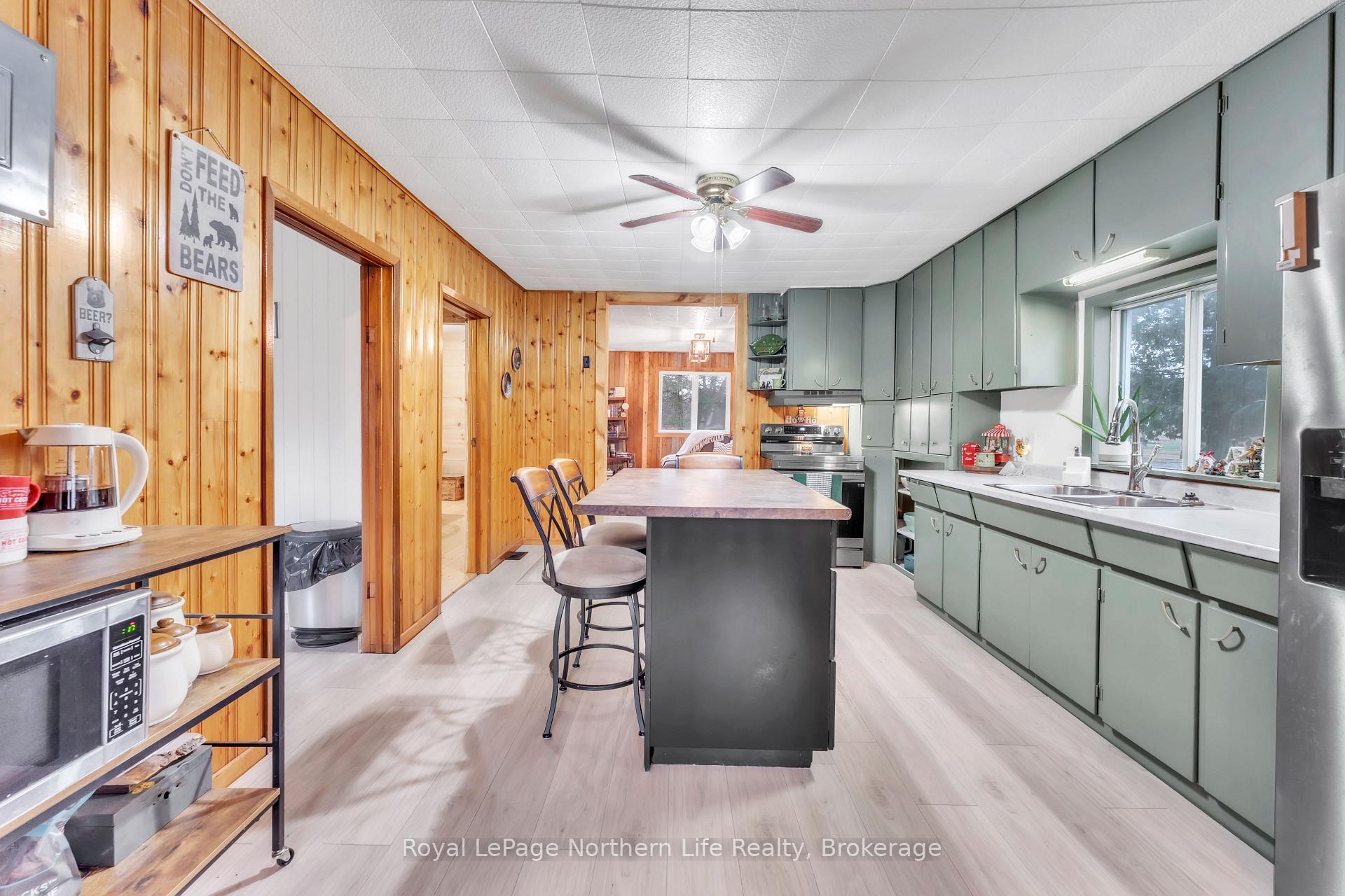 Photo 15 of 264 Moreau Road, Calvin — HOMEH
