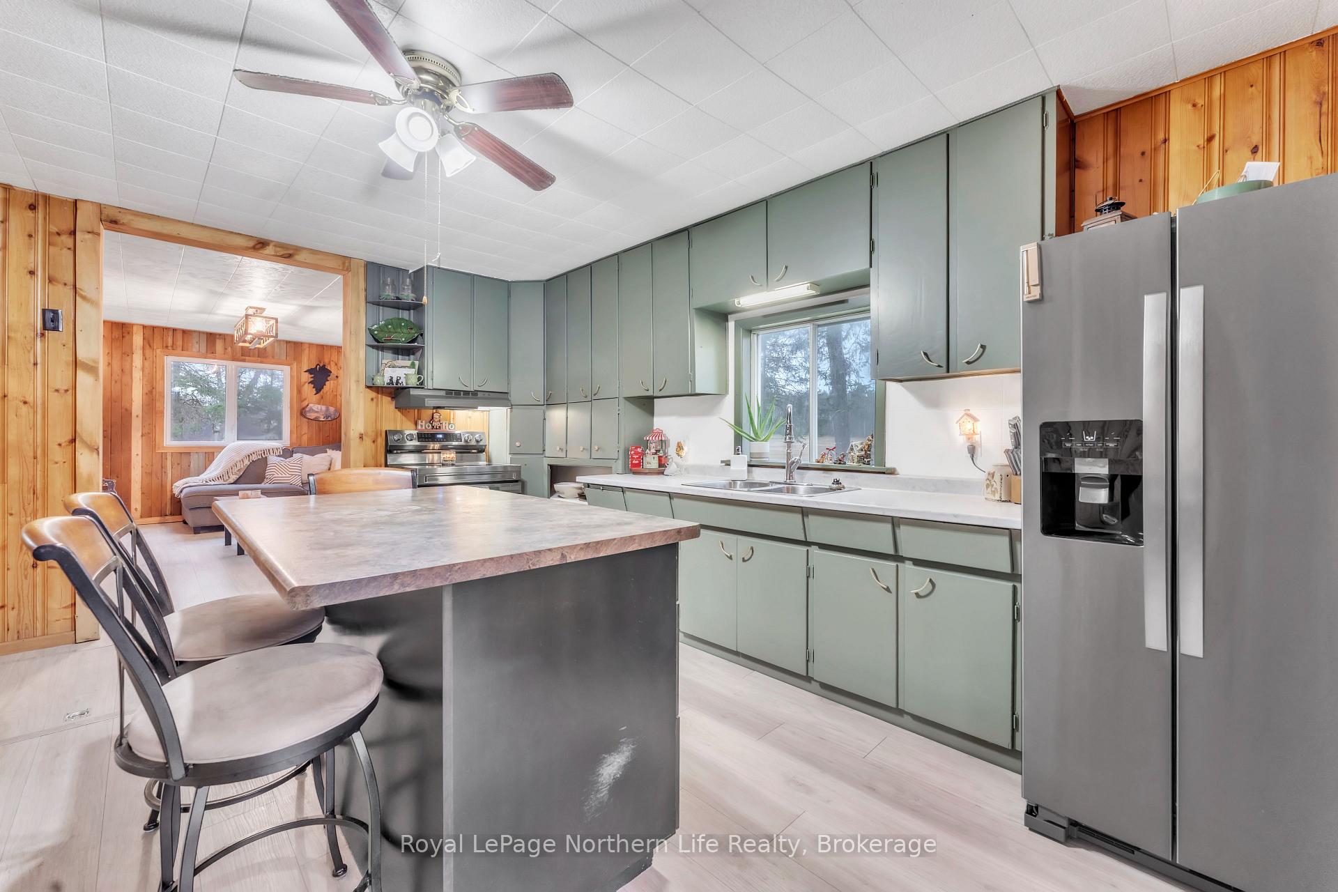 Photo 12 of 264 Moreau Road, Calvin — HOMEH