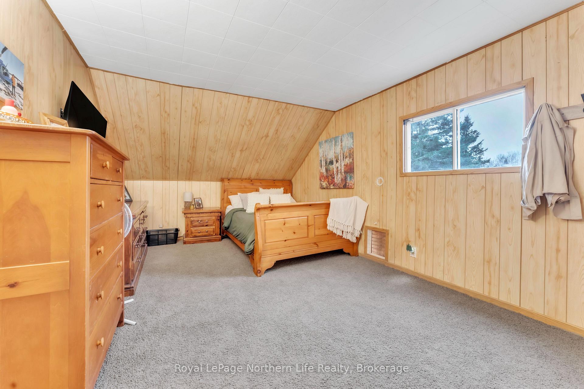 Photo 24 of 264 Moreau Road, Calvin — HOMEH