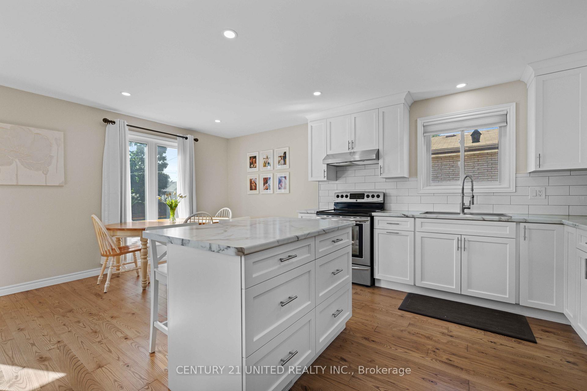Photo 5 of 392 Wellington Street, Peterborough, Northcrest Ward 5 — HOMEH
