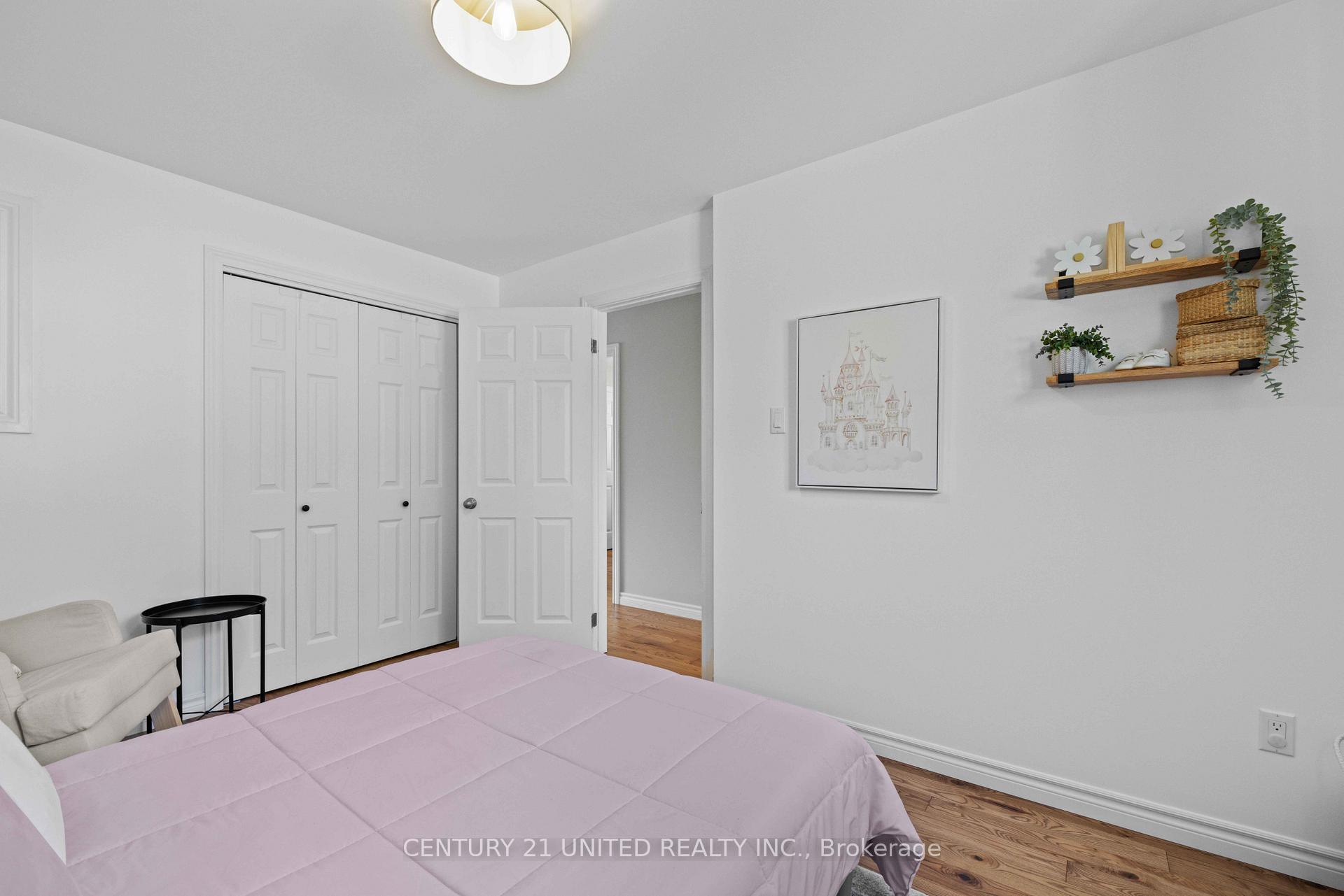 Photo 16 of 392 Wellington Street, Peterborough, Northcrest Ward 5 — HOMEH