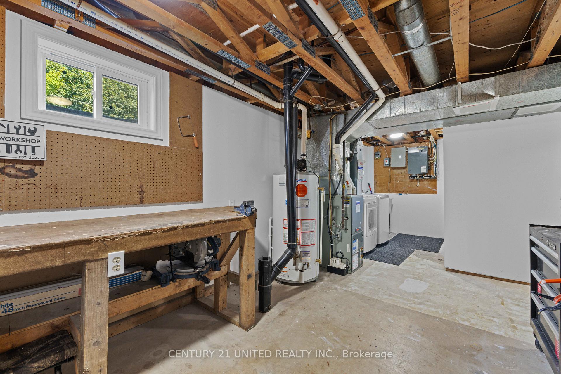 Photo 25 of 392 Wellington Street, Peterborough, Northcrest Ward 5 — HOMEH