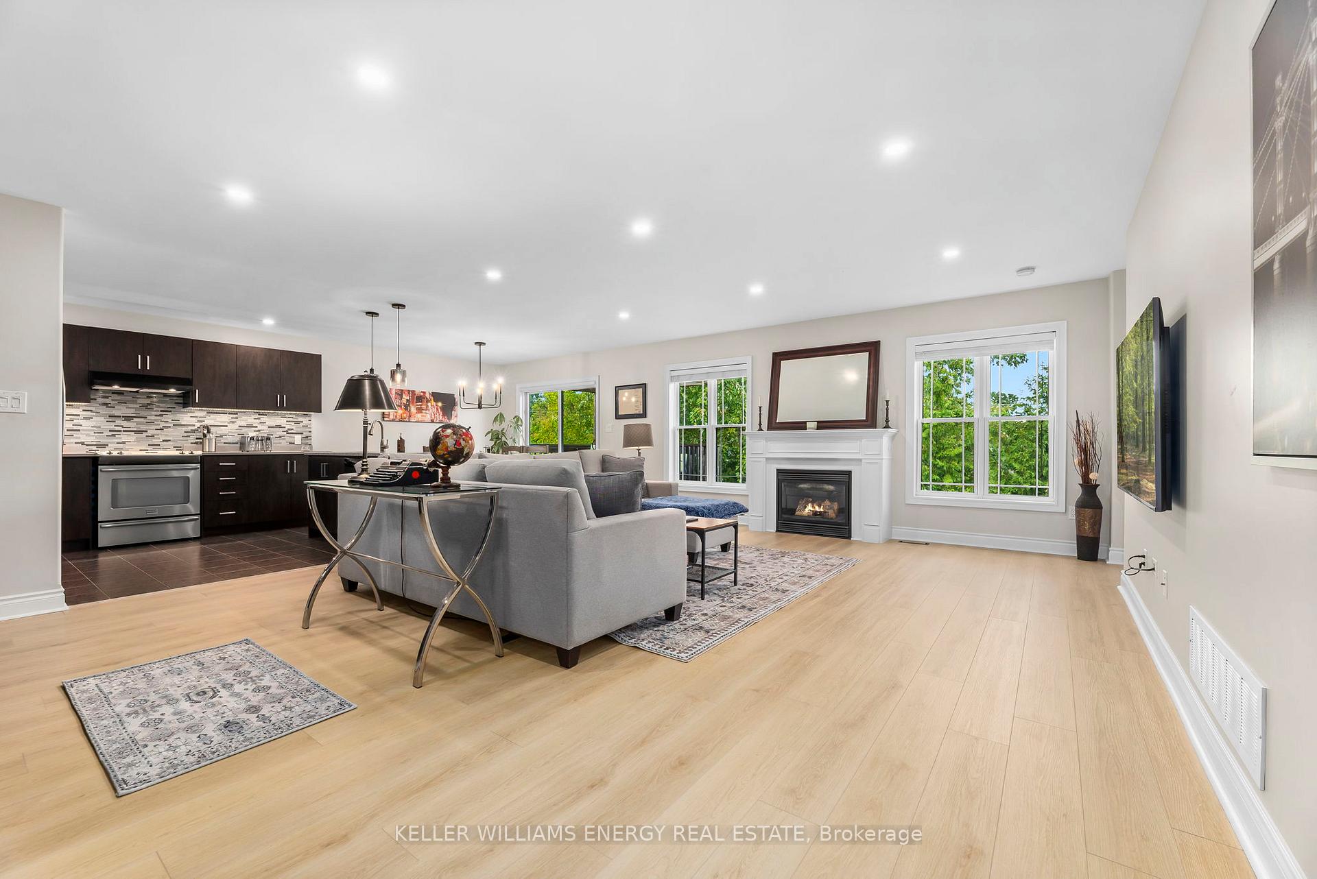 Photo 6 of 104 Bowen Drive, Peterborough, Northcrest Ward 5 — HOMEH