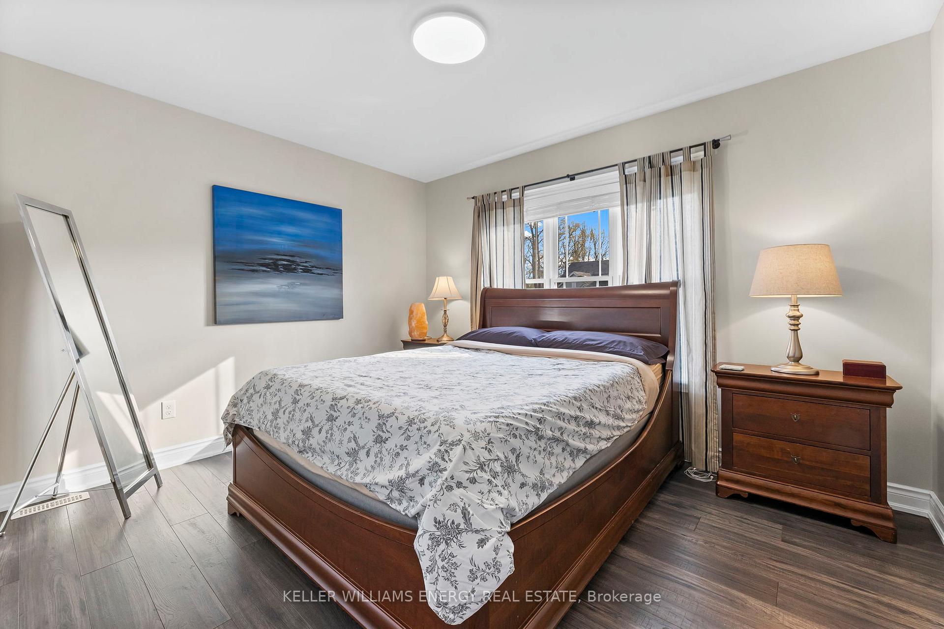 Photo 15 of 104 Bowen Drive, Peterborough, Northcrest Ward 5 — HOMEH