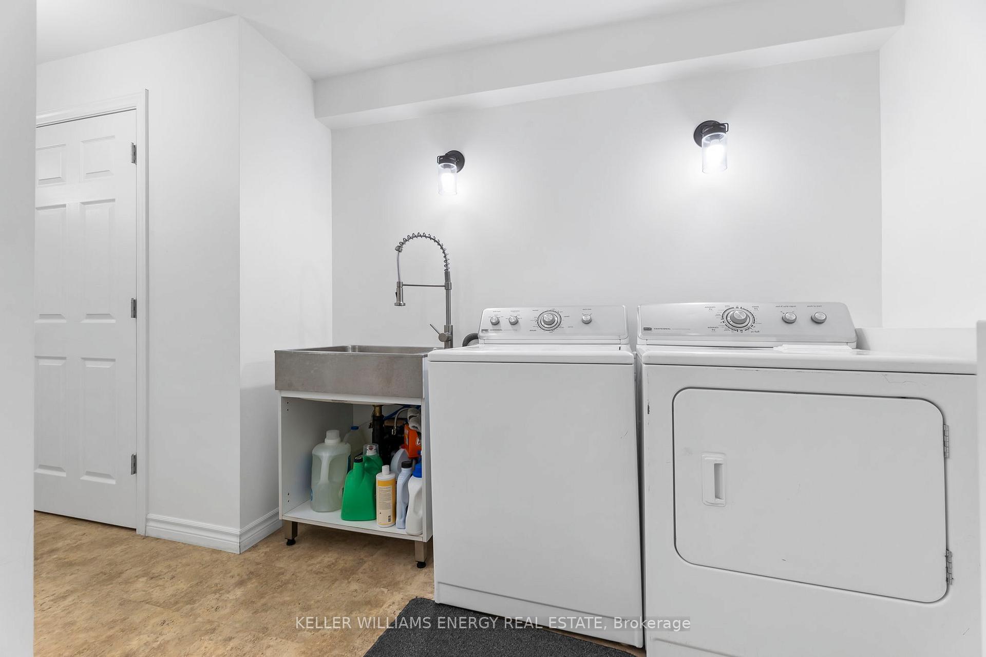 Photo 29 of 104 Bowen Drive, Peterborough, Northcrest Ward 5 — HOMEH
