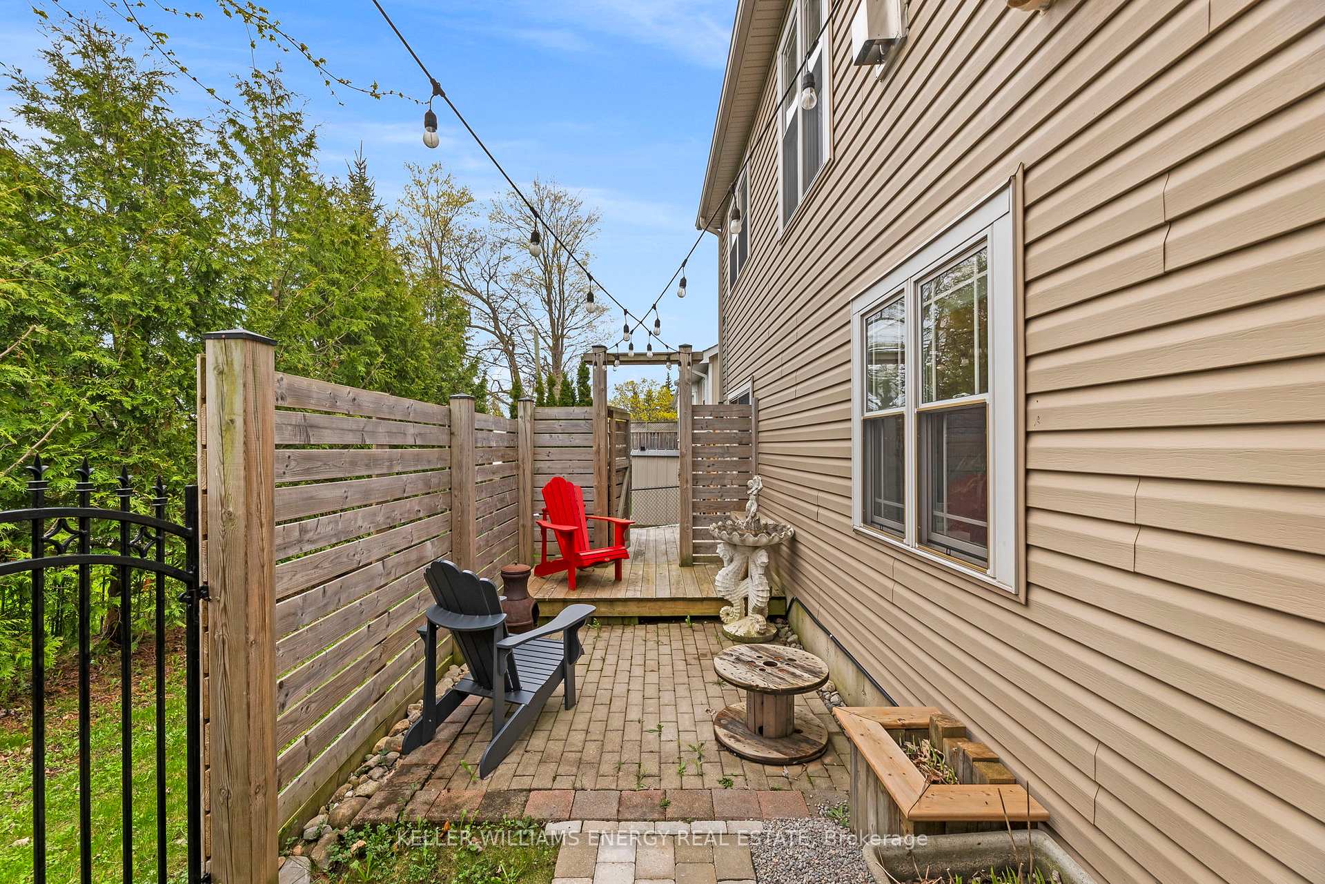 Photo 33 of 104 Bowen Drive, Peterborough, Northcrest Ward 5 — HOMEH