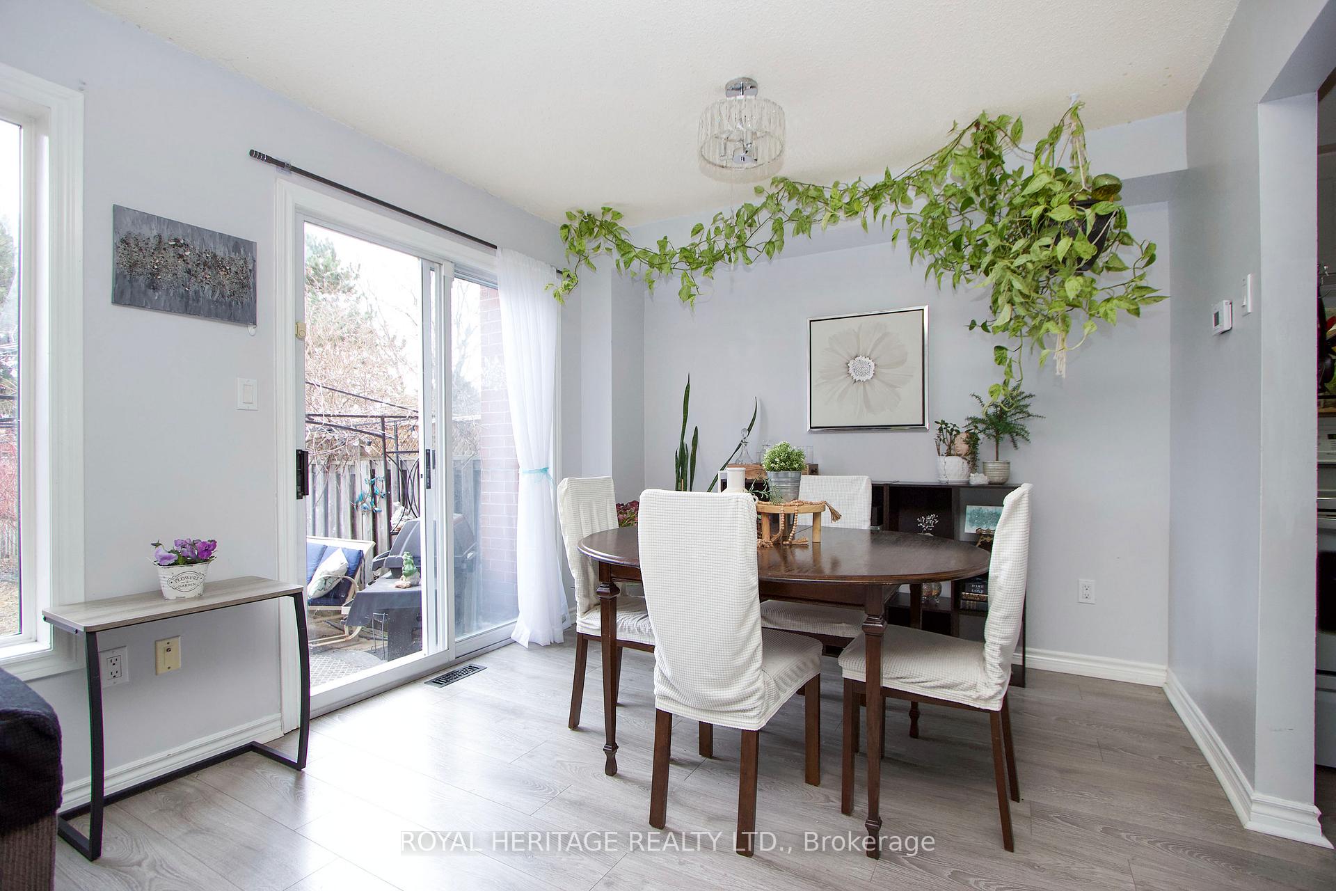 Photo 9 of 11 Threadgold Court, Whitby, Lynde Creek — HOMEH