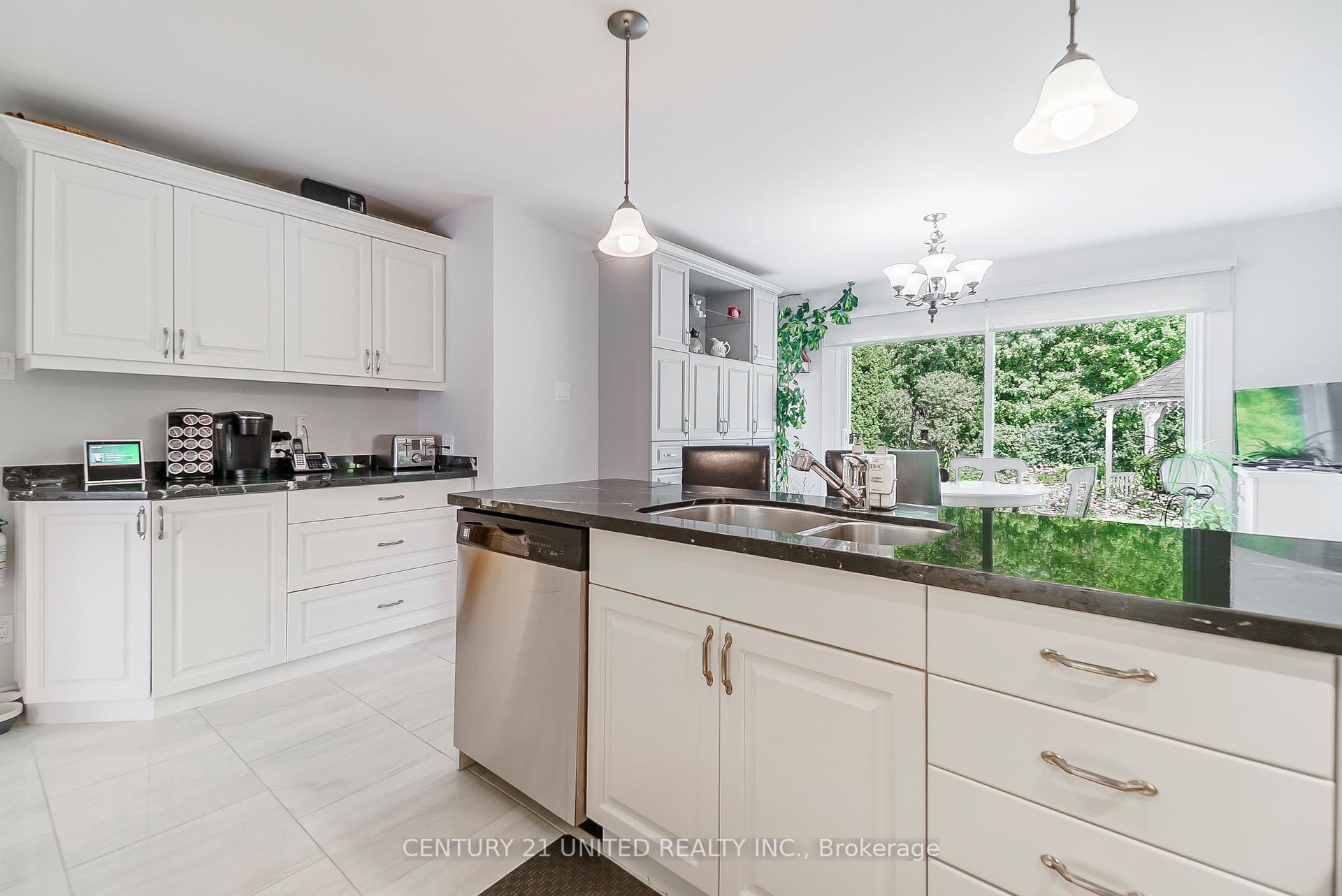 Photo 14 of 1656 Champlain Drive, Peterborough, Northcrest Ward 5 — HOMEH