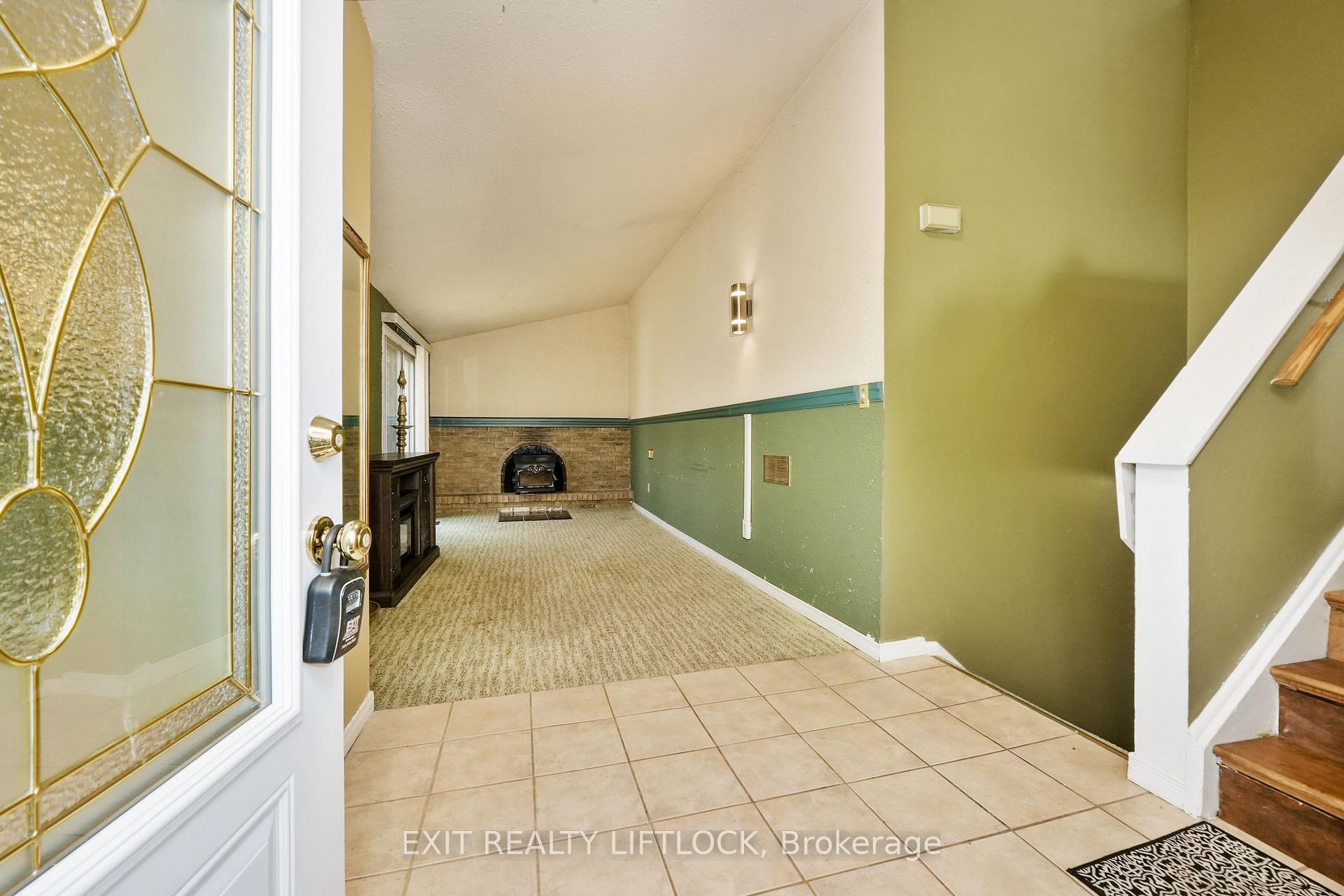 Photo 9 of 2102 Walker Avenue, Peterborough, Ashburnham Ward 4 — HOMEH