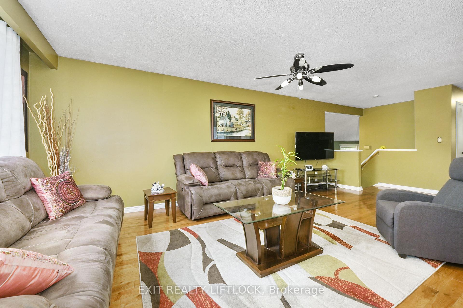 Photo 16 of 2102 Walker Avenue, Peterborough, Ashburnham Ward 4 — HOMEH