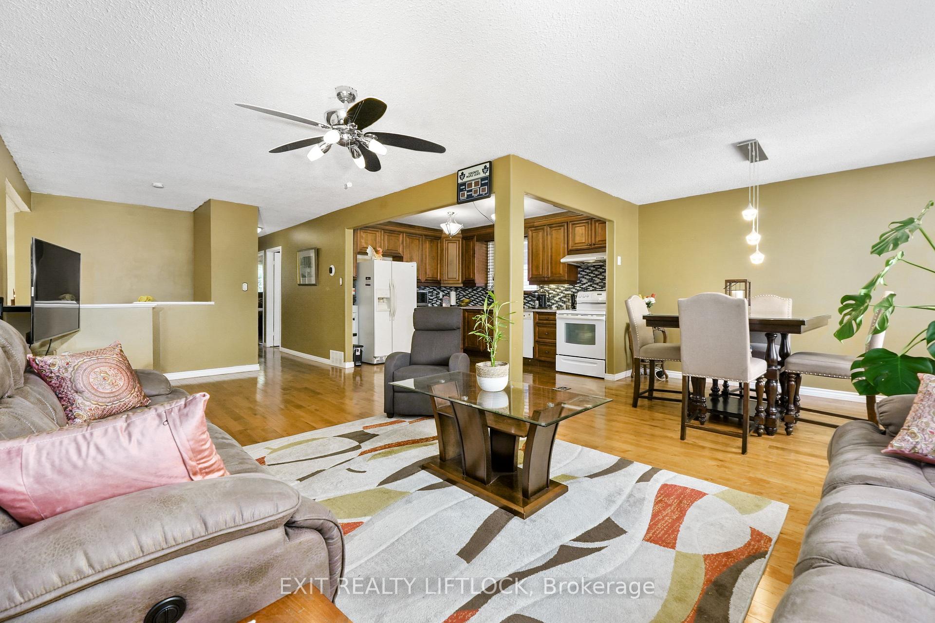 Photo 18 of 2102 Walker Avenue, Peterborough, Ashburnham Ward 4 — HOMEH