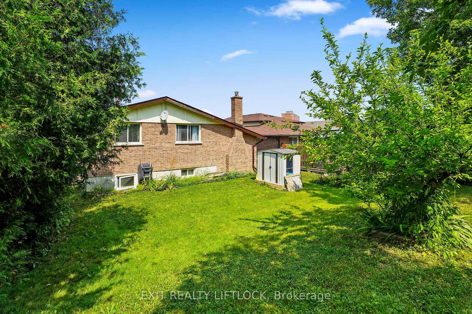 Photo 37 of 2102 Walker Avenue, Peterborough, Ashburnham Ward 4 — HOMEH