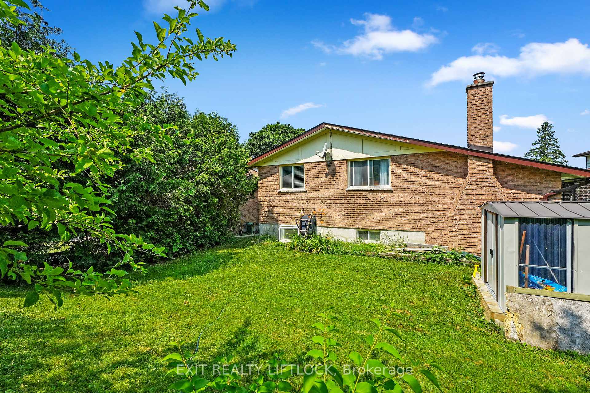 Photo 39 of 2102 Walker Avenue, Peterborough, Ashburnham Ward 4 — HOMEH