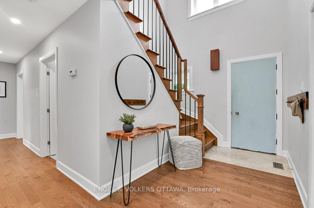 Photo 5 of 960 Arkell Street, Ottawa, Queensway Terrace North — HOMEH